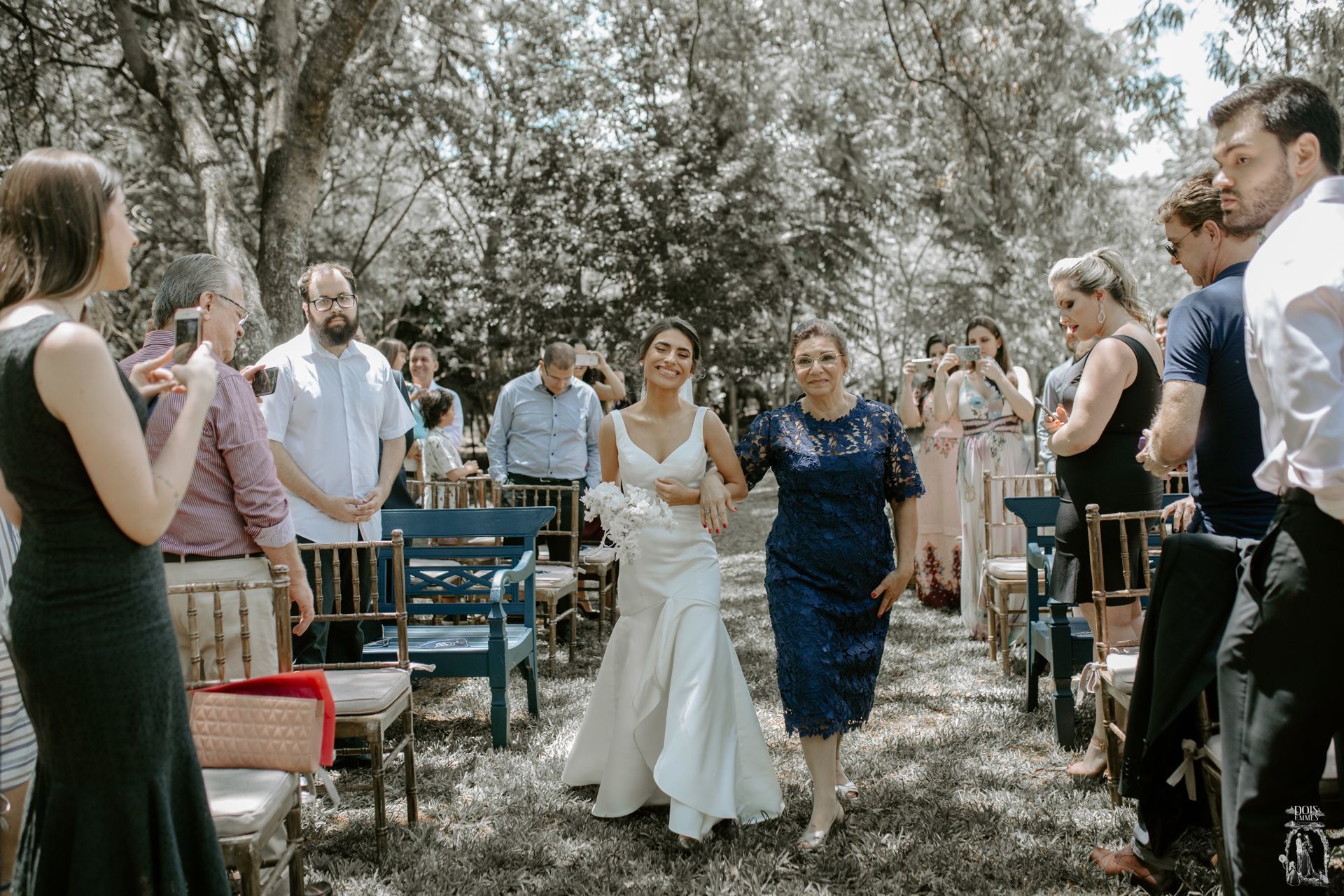 Foto Mini Wedding Letícia + Luis {Matuto - Cravinhos} Foto Mini Wedding Letícia + Luis {Matuto - Cravinhos} - Imagem 38
