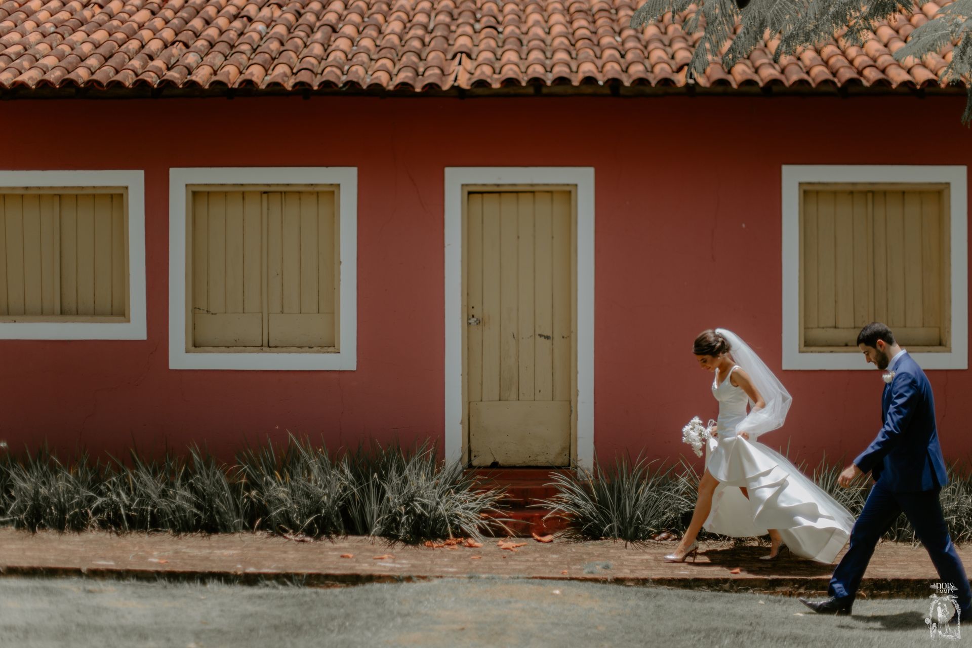 Foto Mini Wedding Letícia + Luis {Matuto - Cravinhos} Foto Mini Wedding Letícia + Luis {Matuto - Cravinhos} - Imagem 78