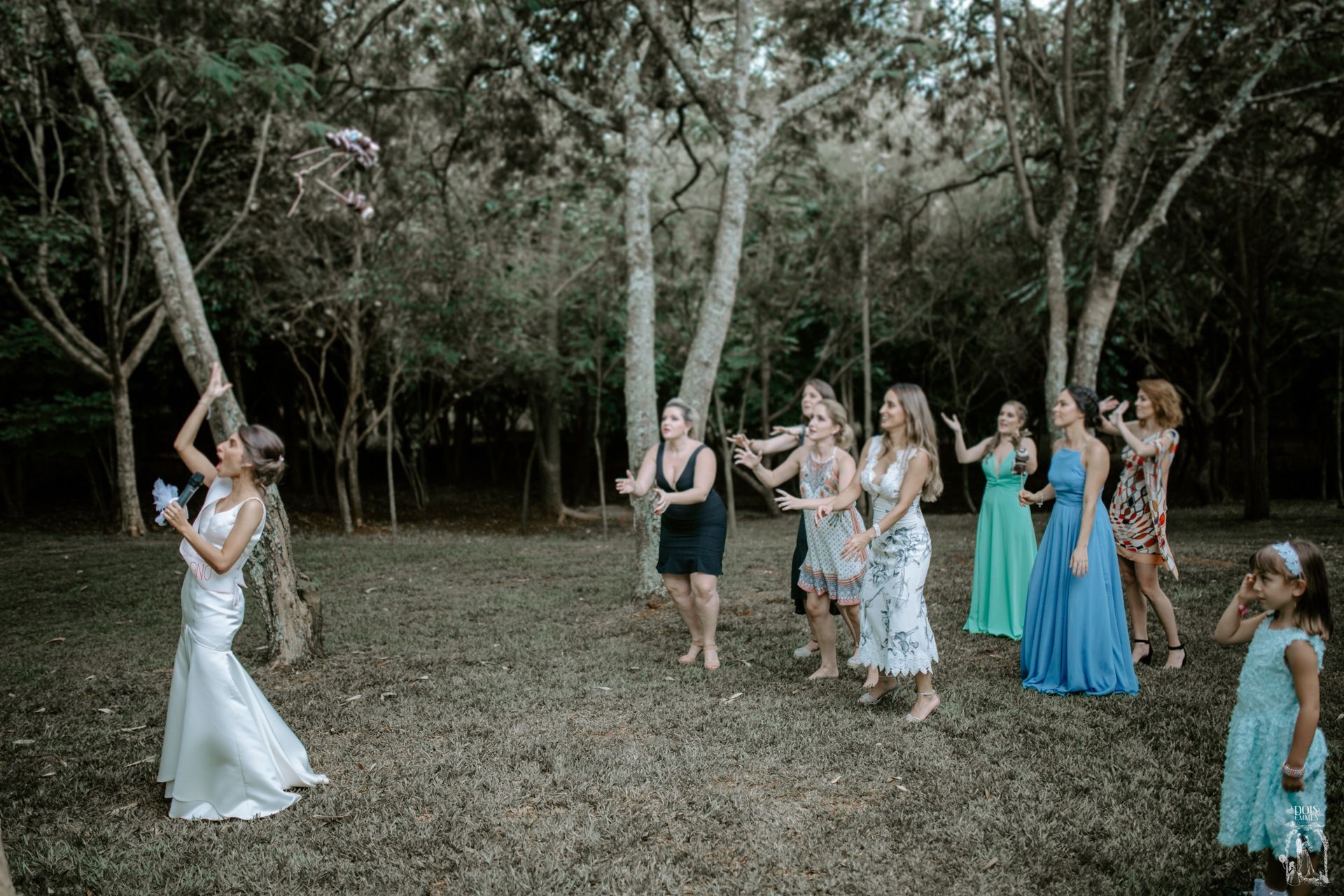 Foto Mini Wedding Letícia + Luis {Matuto - Cravinhos} Foto Mini Wedding Letícia + Luis {Matuto - Cravinhos} - Imagem 103