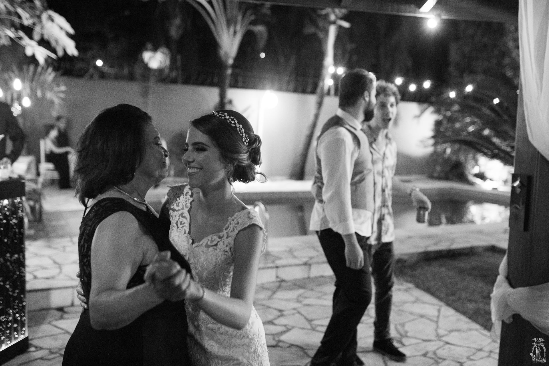 Foto Casamento Camila e Celso {Vila Quebec - Ribeirão Preto} Foto Casamento Camila e Celso {Vila Quebec - Ribeirão Preto} - Imagem 176