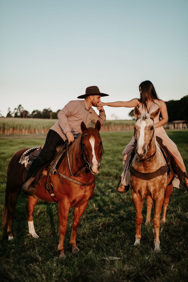 Foto Ensaio Pré Wedding na Fazenda {Fabiana + Yuri} - Analândia Foto Ensaio Pré Wedding na Fazenda {Fabiana + Yuri} - Analândia - Imagem 22