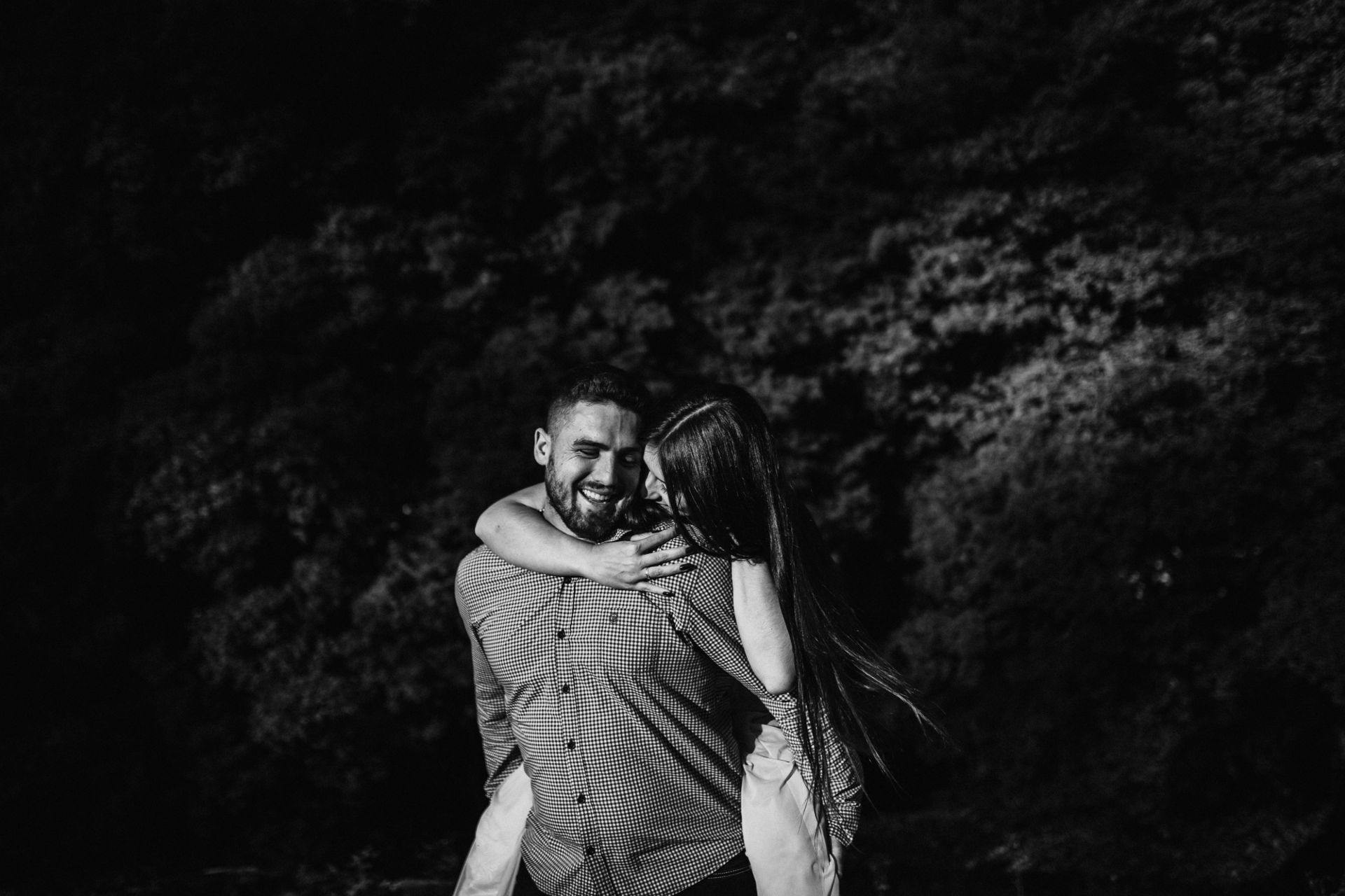 Foto Ensaio Pré Wedding na Fazenda {Fabiana + Yuri} - Analândia Foto Ensaio Pré Wedding na Fazenda {Fabiana + Yuri} - Analândia - Imagem 8