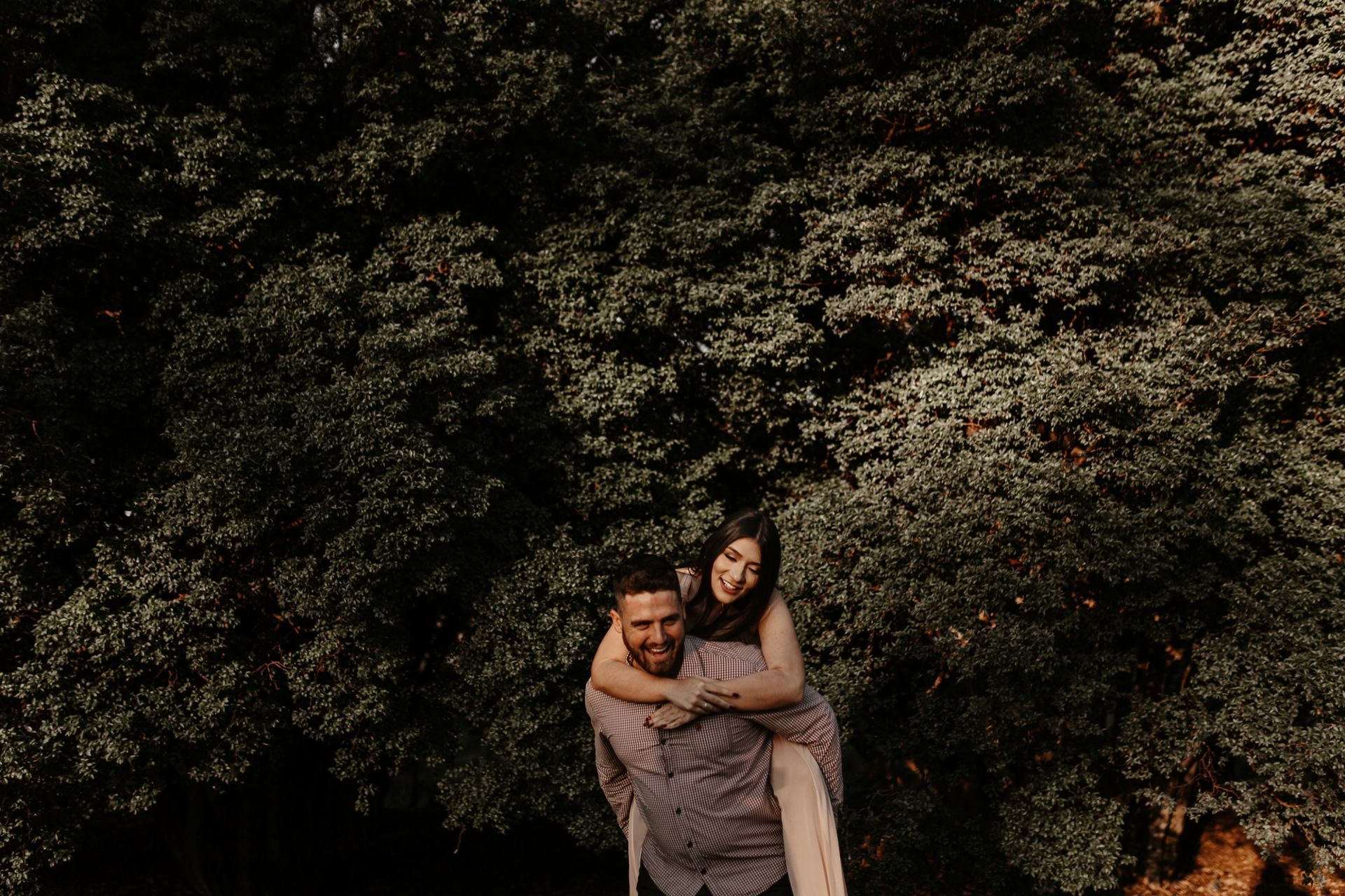 Foto Ensaio Pré Wedding na Fazenda {Fabiana + Yuri} - Analândia Foto Ensaio Pré Wedding na Fazenda {Fabiana + Yuri} - Analândia - Imagem 7