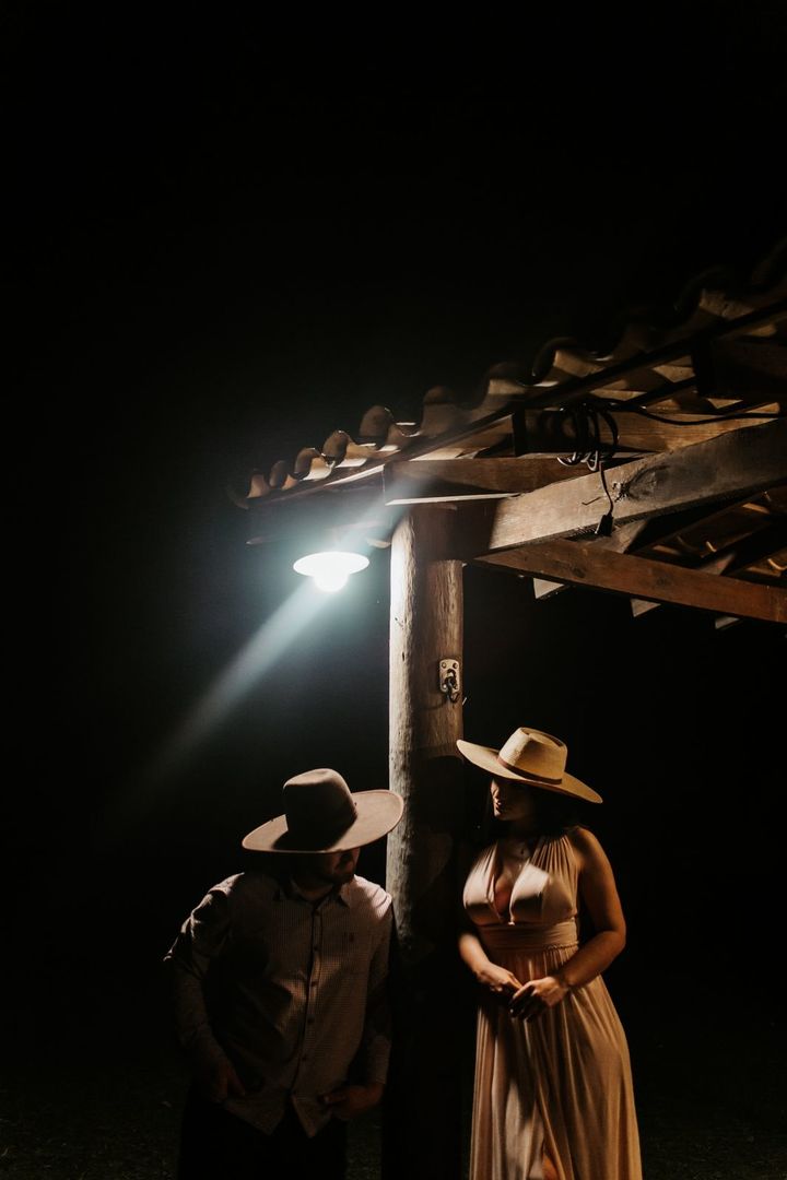 Foto Ensaio Pré Wedding na Fazenda {Fabiana + Yuri} - Analândia Foto Ensaio Pré Wedding na Fazenda {Fabiana + Yuri} - Analândia - Imagem 55