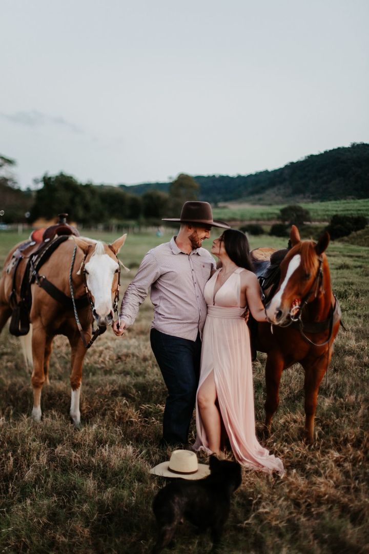 Foto Ensaio Pré Wedding na Fazenda {Fabiana + Yuri} - Analândia Foto Ensaio Pré Wedding na Fazenda {Fabiana + Yuri} - Analândia - Imagem 38