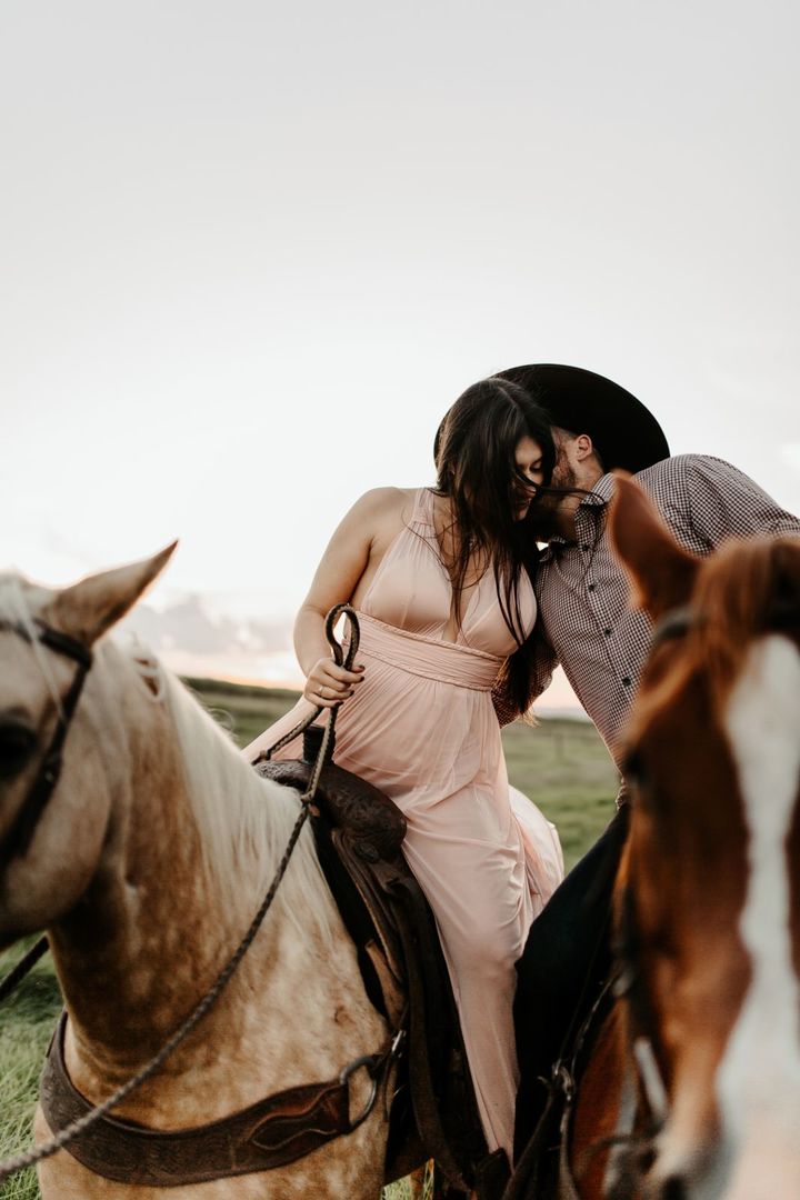 Foto Ensaio Pré Wedding na Fazenda {Fabiana + Yuri} - Analândia Foto Ensaio Pré Wedding na Fazenda {Fabiana + Yuri} - Analândia - Imagem 33