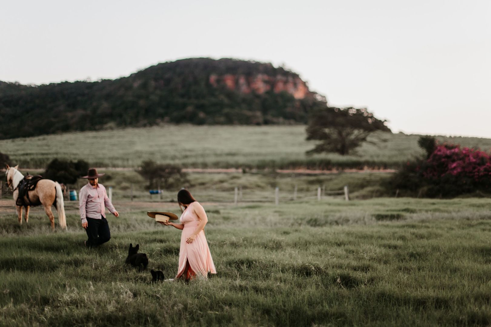 Foto Ensaio Pré Wedding na Fazenda {Fabiana + Yuri} - Analândia Foto Ensaio Pré Wedding na Fazenda {Fabiana + Yuri} - Analândia - Imagem 47