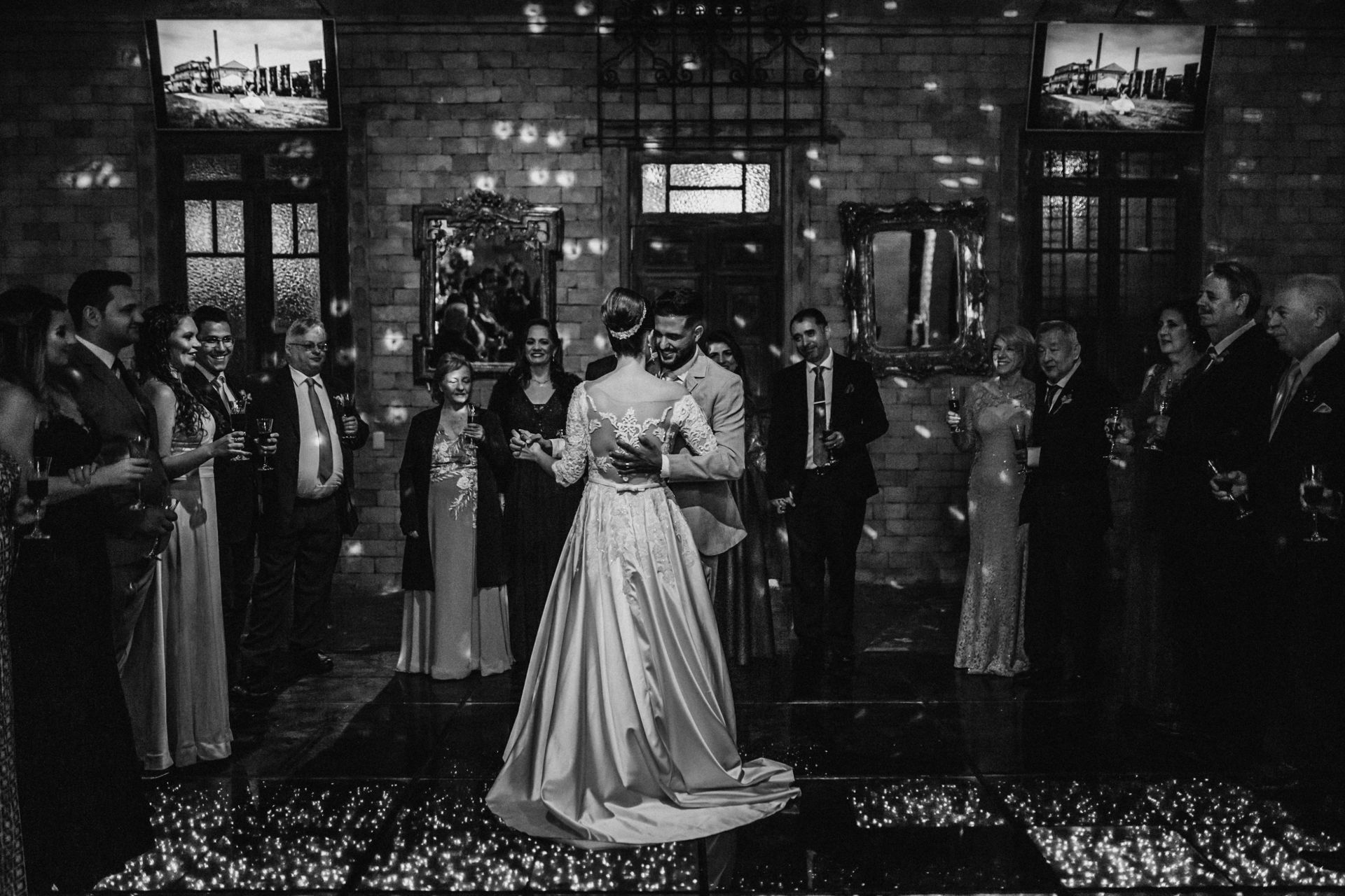 Foto Casamento Daiara + Henrique {Villagio Alvorada - São Carlos} Foto Casamento Daiara + Henrique {Villagio Alvorada - São Carlos} - Imagem 90