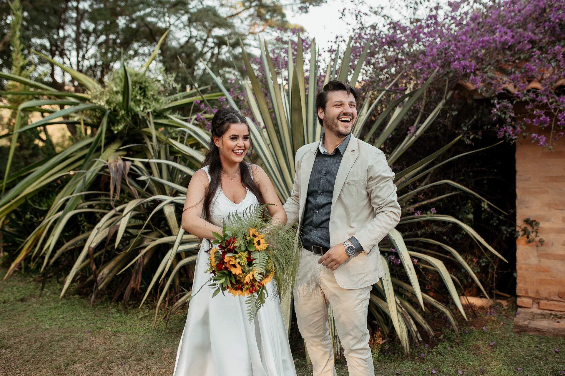 Foto Ensaio de Noivos no Villágio Alvorada {Amanda + Richard} - São Carlos Foto Ensaio de Noivos no Villágio Alvorada {Amanda + Richard} - São Carlos - Imagem 39