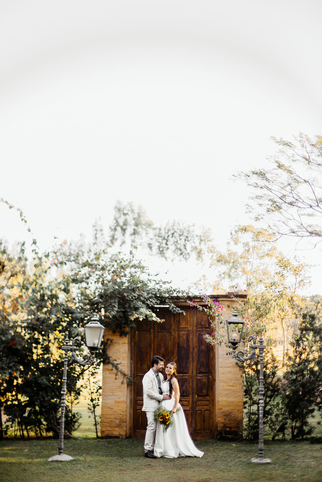 Foto Ensaio de Noivos no Villágio Alvorada {Amanda + Richard} - São Carlos Foto Ensaio de Noivos no Villágio Alvorada {Amanda + Richard} - São Carlos - Imagem 37