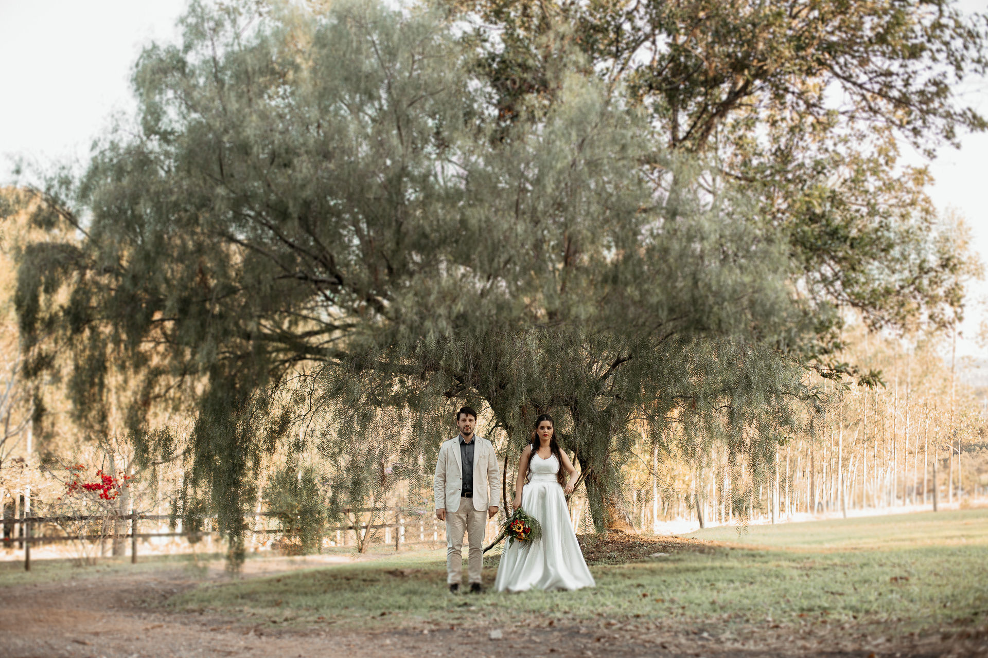 Foto Ensaio de Noivos no Villágio Alvorada {Amanda + Richard} - São Carlos Foto Ensaio de Noivos no Villágio Alvorada {Amanda + Richard} - São Carlos - Imagem 51