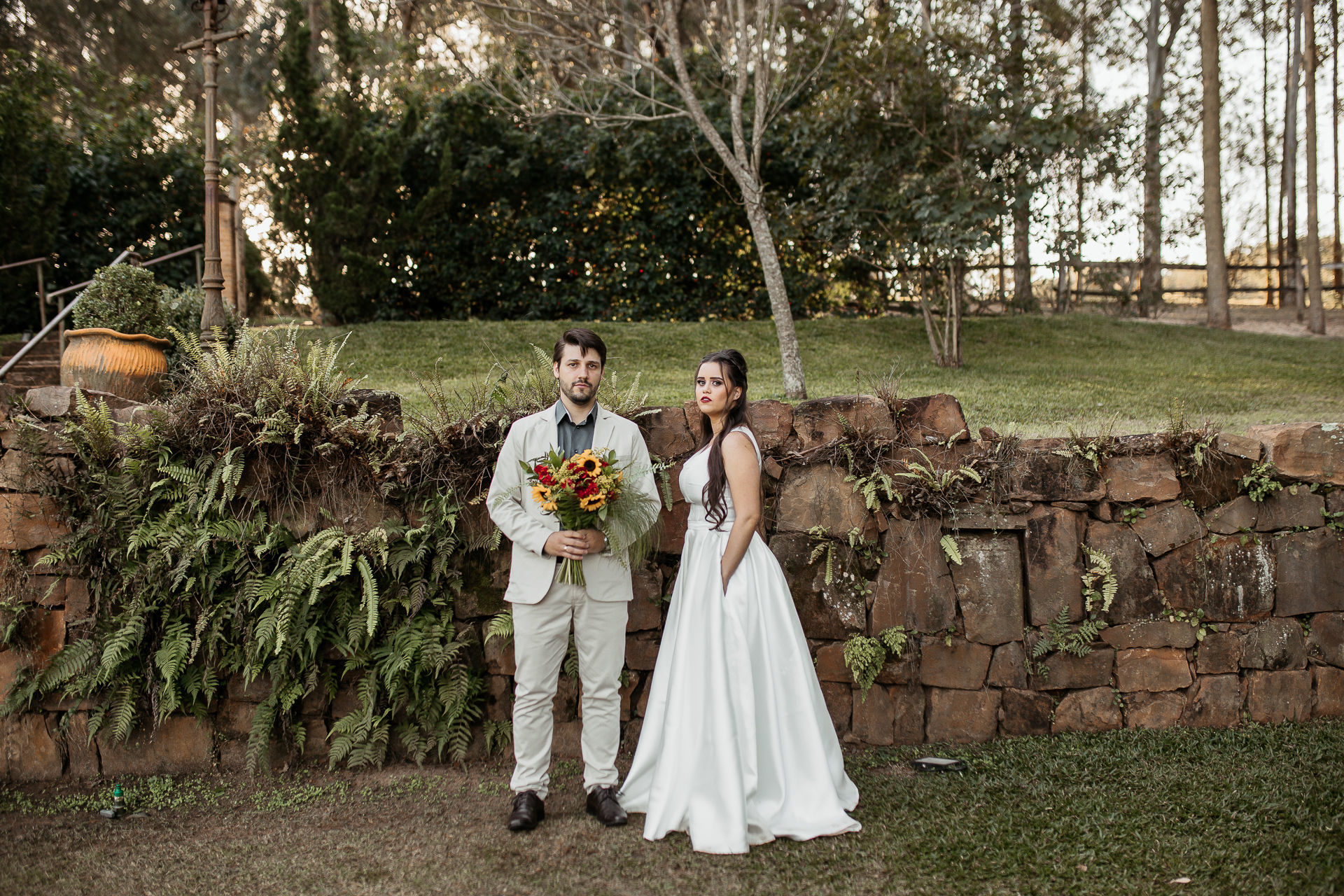 Foto Ensaio de Noivos no Villágio Alvorada {Amanda + Richard} - São Carlos Foto Ensaio de Noivos no Villágio Alvorada {Amanda + Richard} - São Carlos - Imagem 61