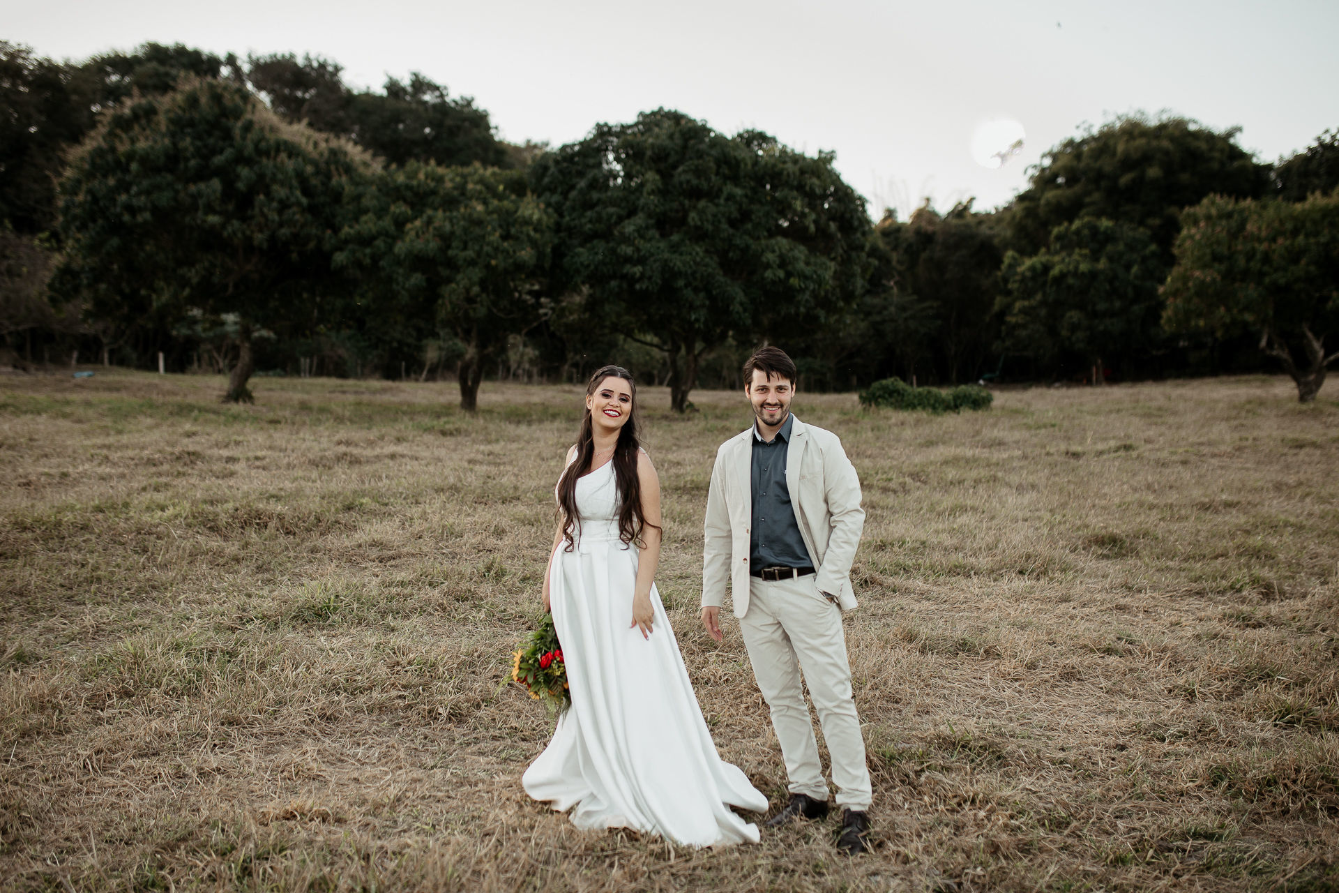 Foto Ensaio de Noivos no Villágio Alvorada {Amanda + Richard} - São Carlos Foto Ensaio de Noivos no Villágio Alvorada {Amanda + Richard} - São Carlos - Imagem 78