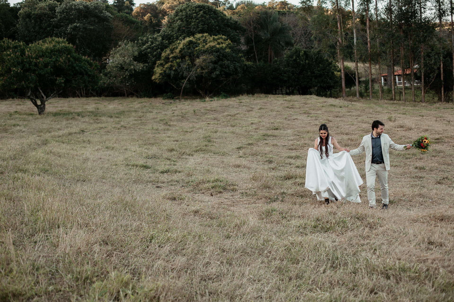 Foto Ensaio de Noivos no Villágio Alvorada {Amanda + Richard} - São Carlos Foto Ensaio de Noivos no Villágio Alvorada {Amanda + Richard} - São Carlos - Imagem 82