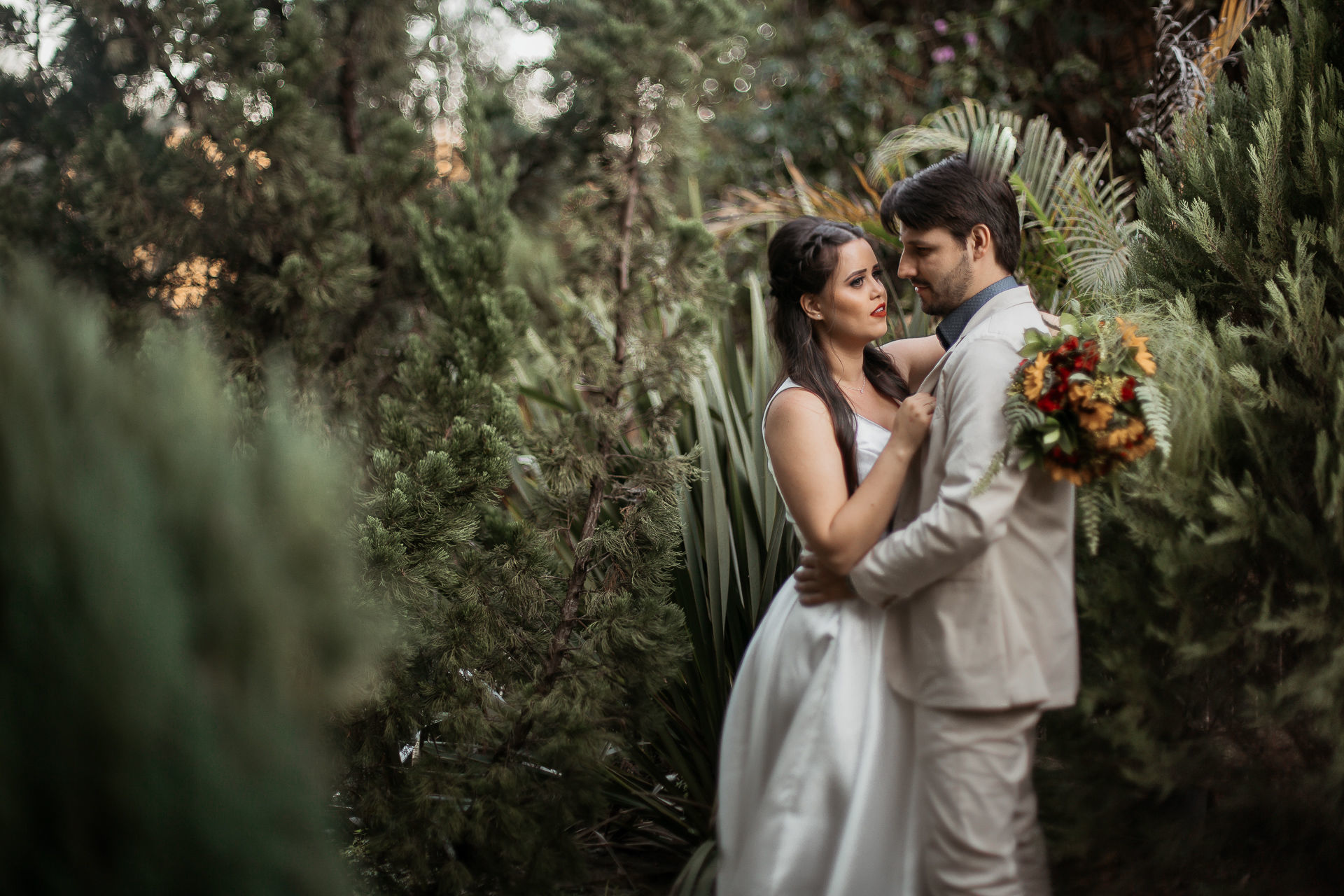 Foto Ensaio de Noivos no Villágio Alvorada {Amanda + Richard} - São Carlos Foto Ensaio de Noivos no Villágio Alvorada {Amanda + Richard} - São Carlos - Imagem 93