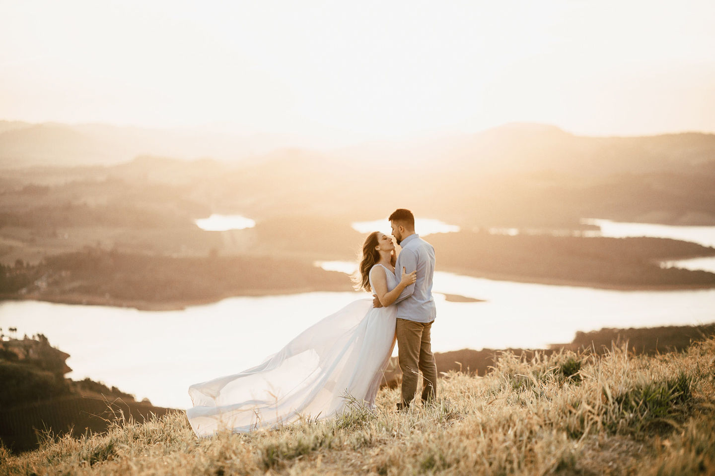 Ensaio Pré Wedding - Amanhecer em Caconde {Tata + Matheus} Ensaio Pré Wedding - Amanhecer em Caconde {Tata + Matheus}