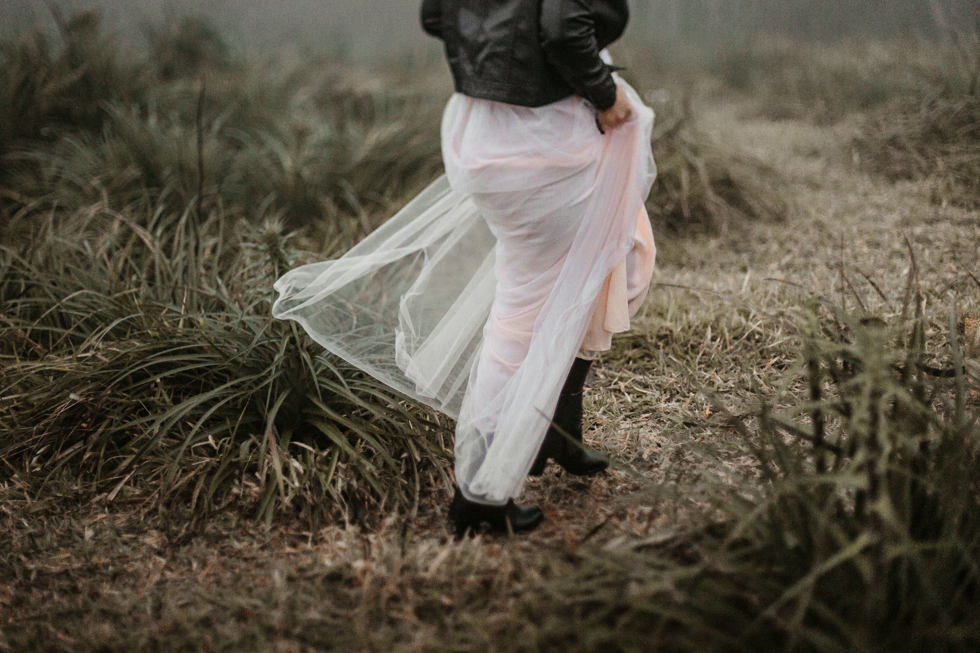 Foto Ensaio Pré Wedding no Pico do Olho d'Água {Gabi + Hélio} Foto Ensaio Pré Wedding no Pico do Olho d'Água {Gabi + Hélio} - Imagem 1