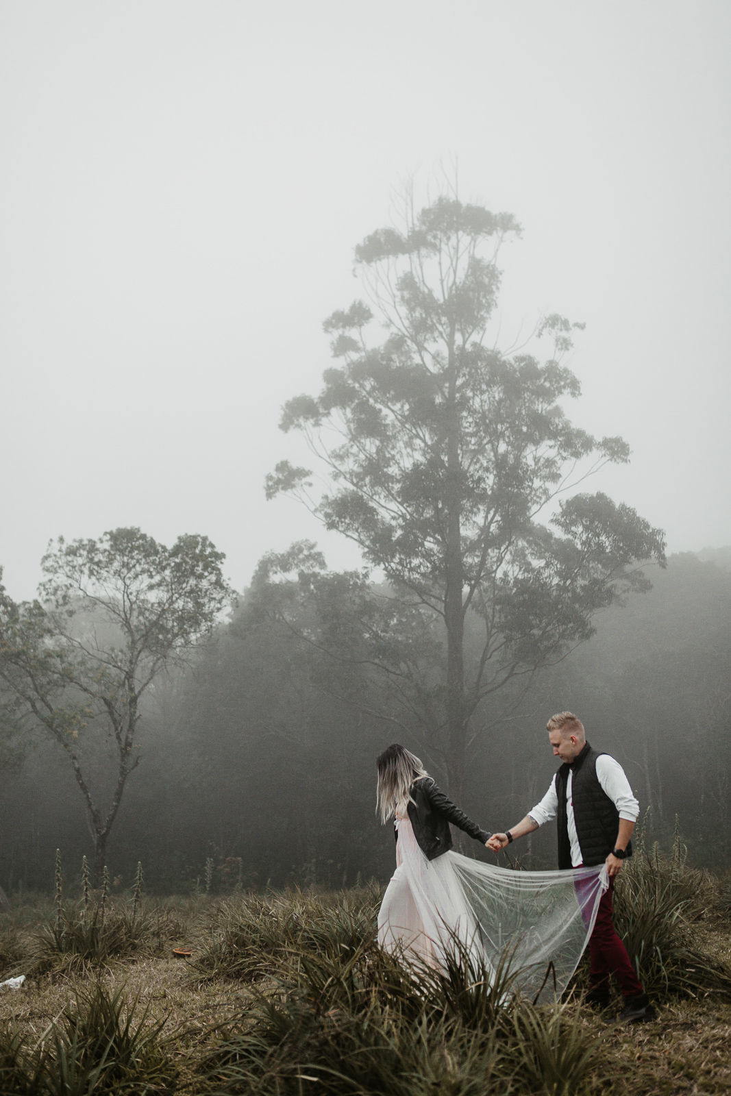 Foto Ensaio Pré Wedding no Pico do Olho d'Água {Gabi + Hélio} Foto Ensaio Pré Wedding no Pico do Olho d'Água {Gabi + Hélio} - Imagem 13