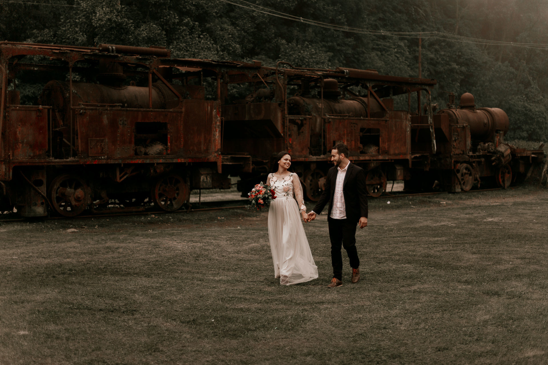 Foto Ensaio Pré Wedding em Paranapiacaba {Ellen + Fábio} Foto Ensaio Pré Wedding em Paranapiacaba {Ellen + Fábio} - Imagem 53