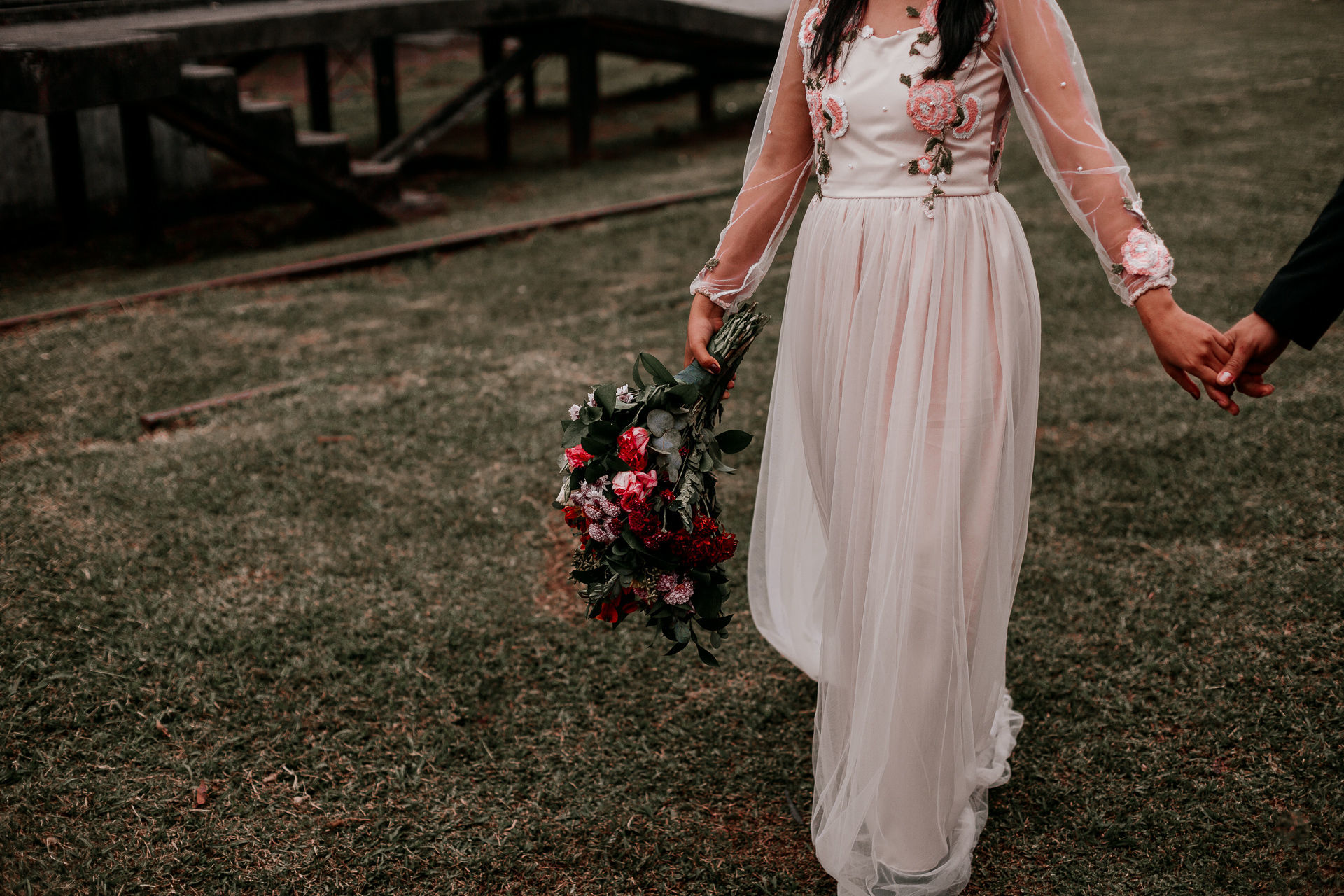 Foto Ensaio Pré Wedding em Paranapiacaba {Ellen + Fábio} Foto Ensaio Pré Wedding em Paranapiacaba {Ellen + Fábio} - Imagem 58