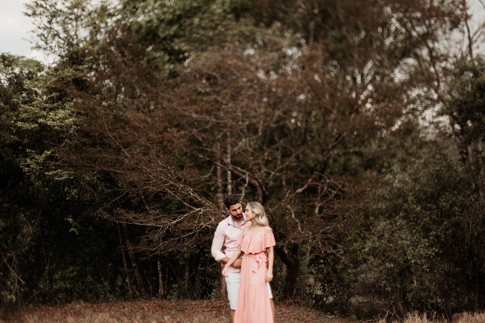 Foto Ensaio Pré Wedding na Fazenda {Marcelle + Muriel} Foto Ensaio Pré Wedding na Fazenda {Marcelle + Muriel} - Imagem 24