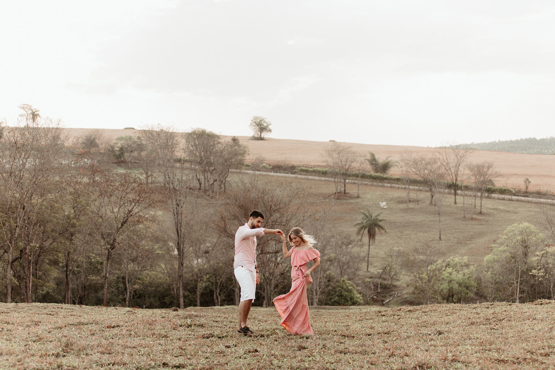 Foto Ensaio Pré Wedding na Fazenda {Marcelle + Muriel} Foto Ensaio Pré Wedding na Fazenda {Marcelle + Muriel} - Imagem 38
