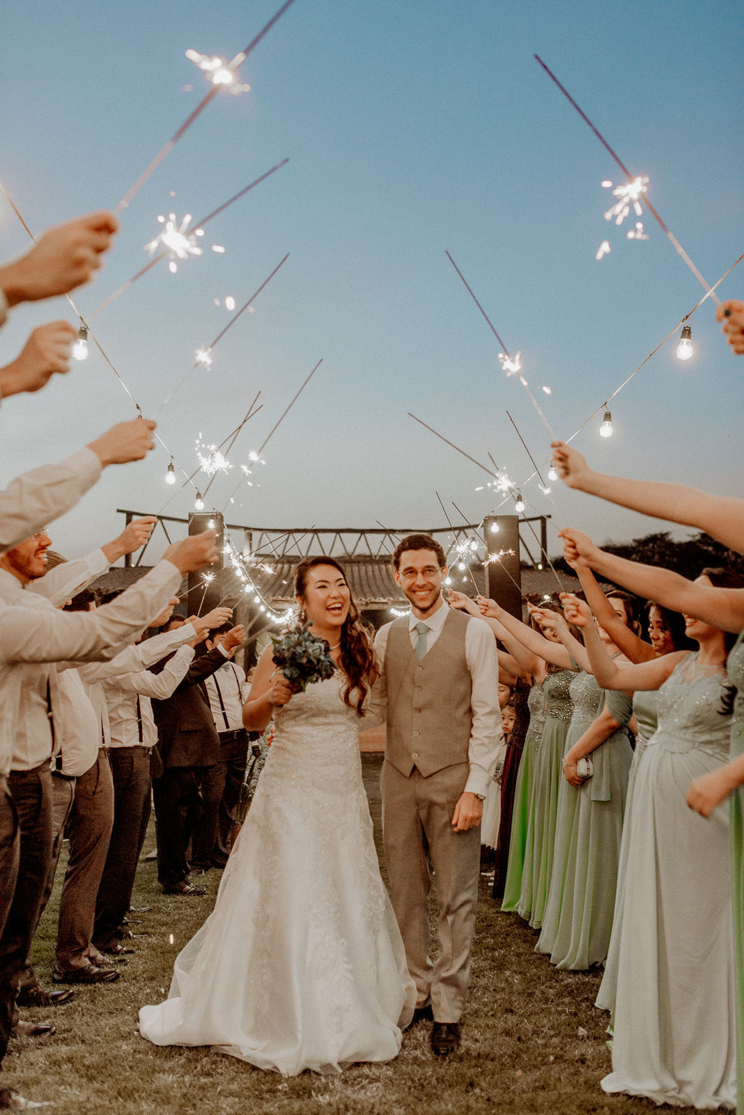 Foto Casamento Satie + Giuliano {Fazenda Tulha Santa Estela - Jardinópolis} Foto Casamento Satie + Giuliano {Fazenda Tulha Santa Estela - Jardinópolis} - Imagem 59
