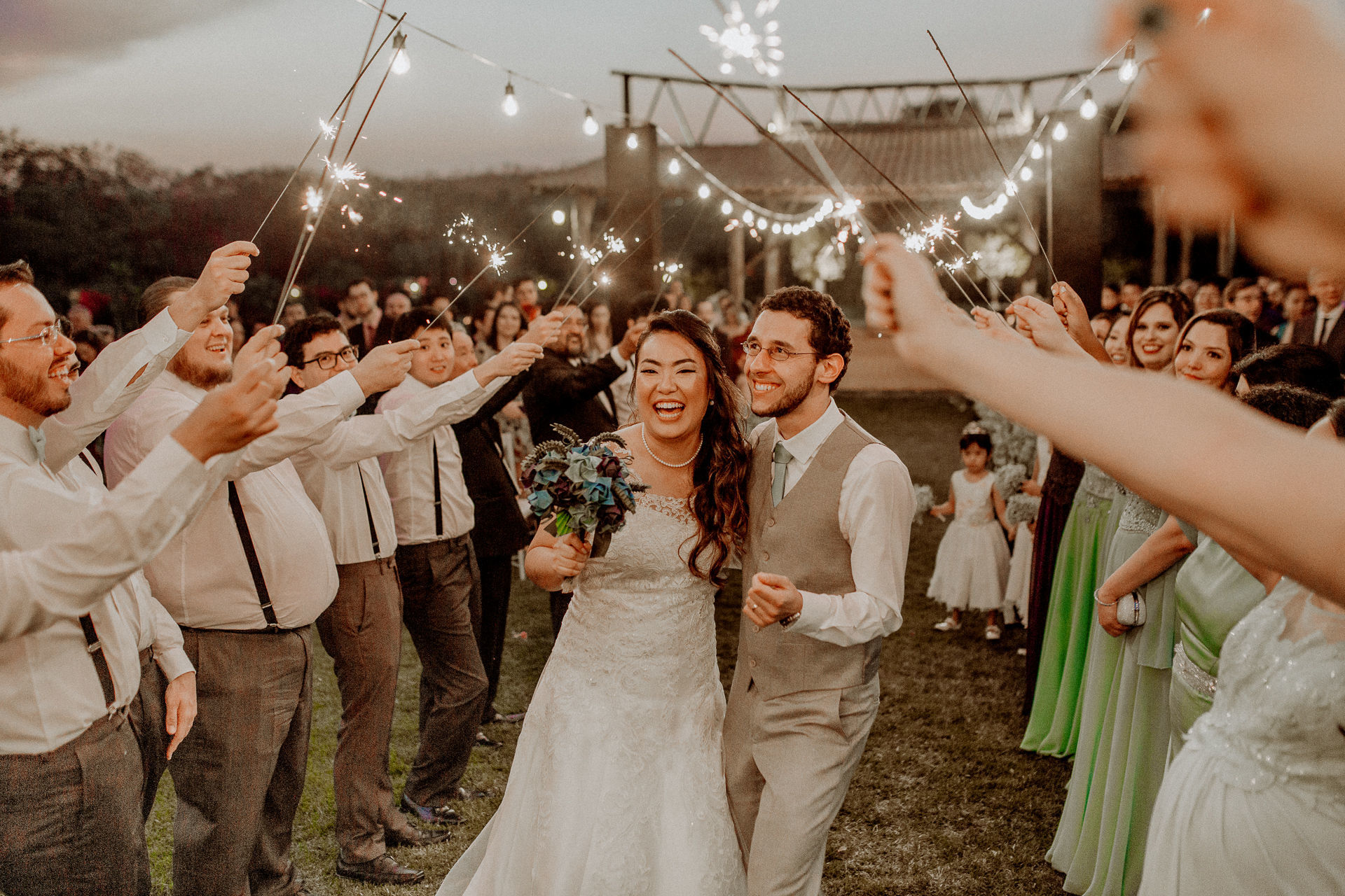 Foto Casamento Satie + Giuliano {Fazenda Tulha Santa Estela - Jardinópolis} Foto Casamento Satie + Giuliano {Fazenda Tulha Santa Estela - Jardinópolis} - Imagem 58
