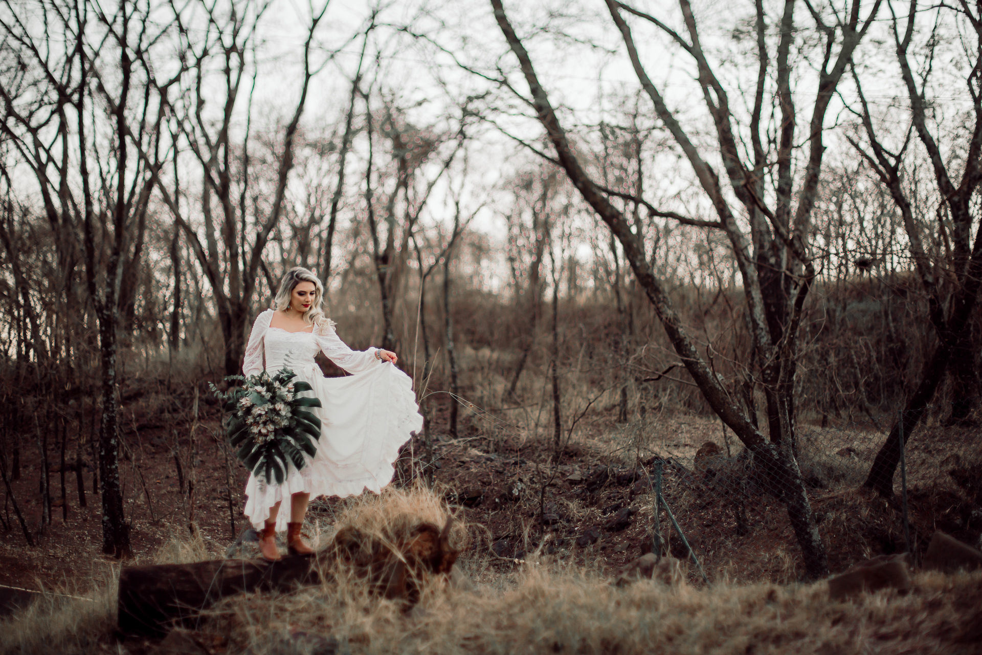 Foto Ensaio Pré Wedding - Amanhecer no Parque do Curupira {Pâmela + Cleiton} Foto Ensaio Pré Wedding - Amanhecer no Parque do Curupira {Pâmela + Cleiton} - Imagem 2
