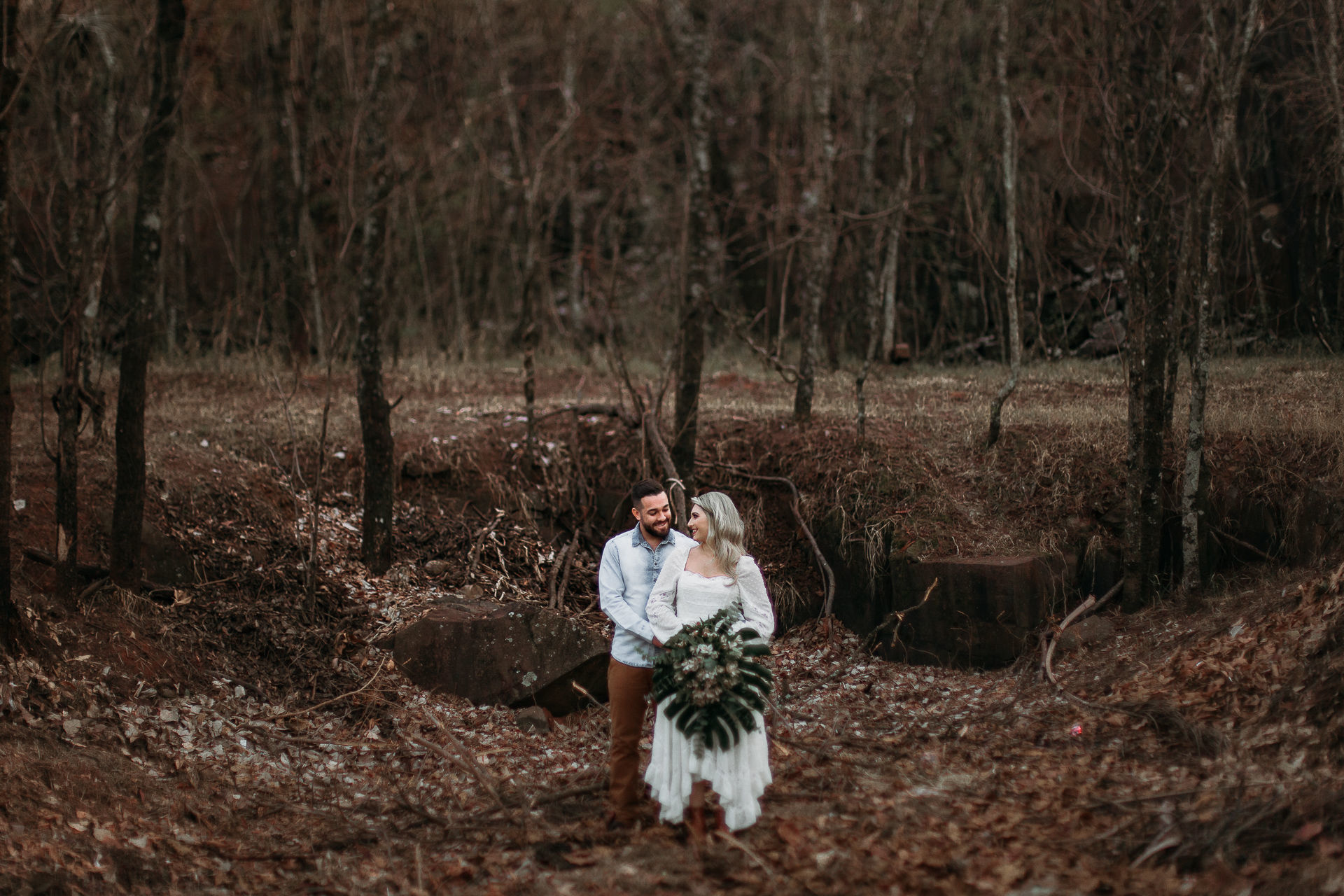Foto Ensaio Pré Wedding - Amanhecer no Parque do Curupira {Pâmela + Cleiton} Foto Ensaio Pré Wedding - Amanhecer no Parque do Curupira {Pâmela + Cleiton} - Imagem 15