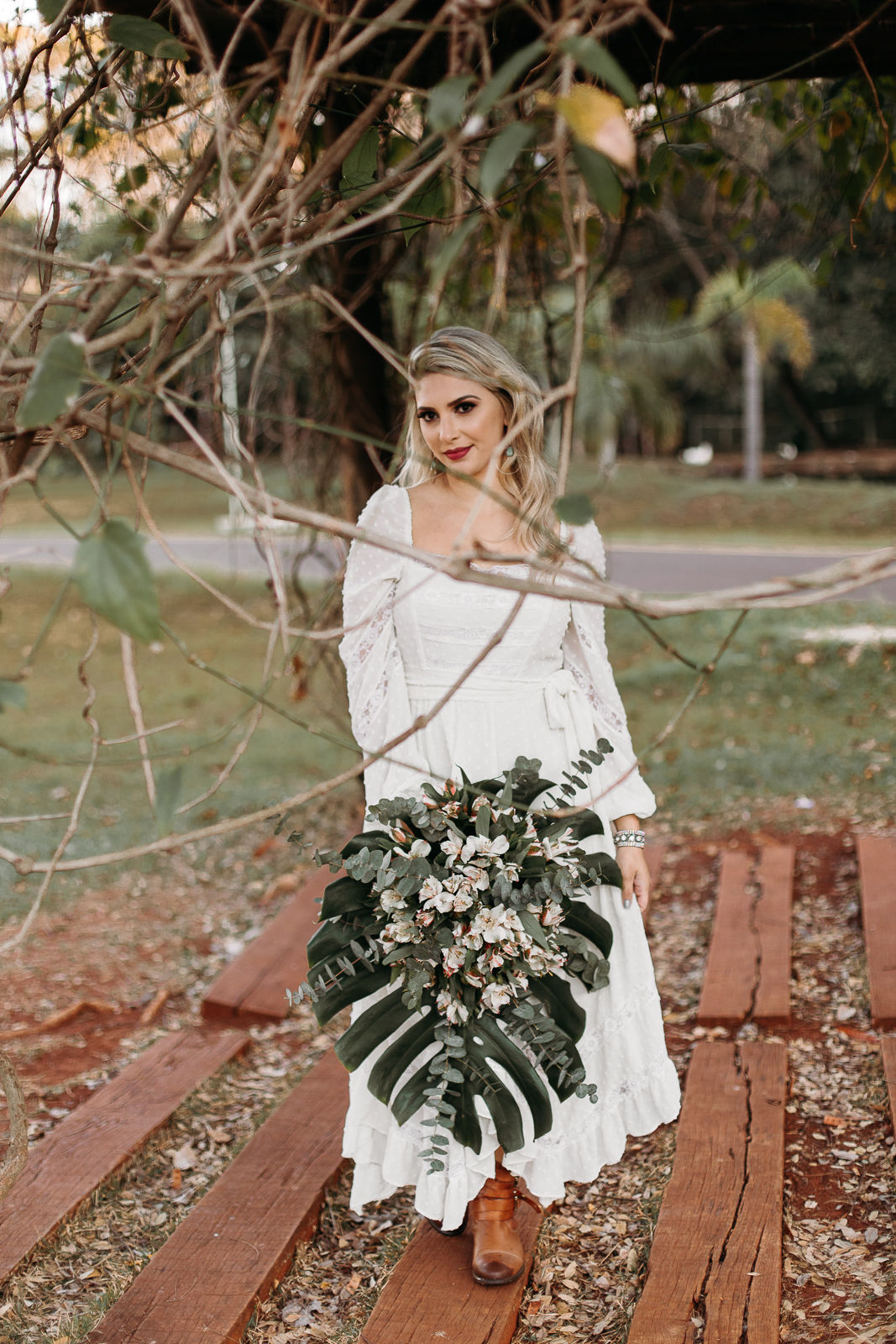 Foto Ensaio Pré Wedding - Amanhecer no Parque do Curupira {Pâmela + Cleiton} Foto Ensaio Pré Wedding - Amanhecer no Parque do Curupira {Pâmela + Cleiton} - Imagem 46