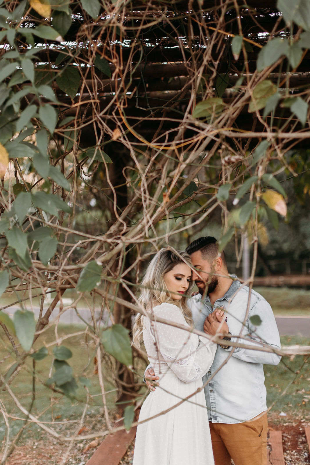 Foto Ensaio Pré Wedding - Amanhecer no Parque do Curupira {Pâmela + Cleiton} Foto Ensaio Pré Wedding - Amanhecer no Parque do Curupira {Pâmela + Cleiton} - Imagem 47