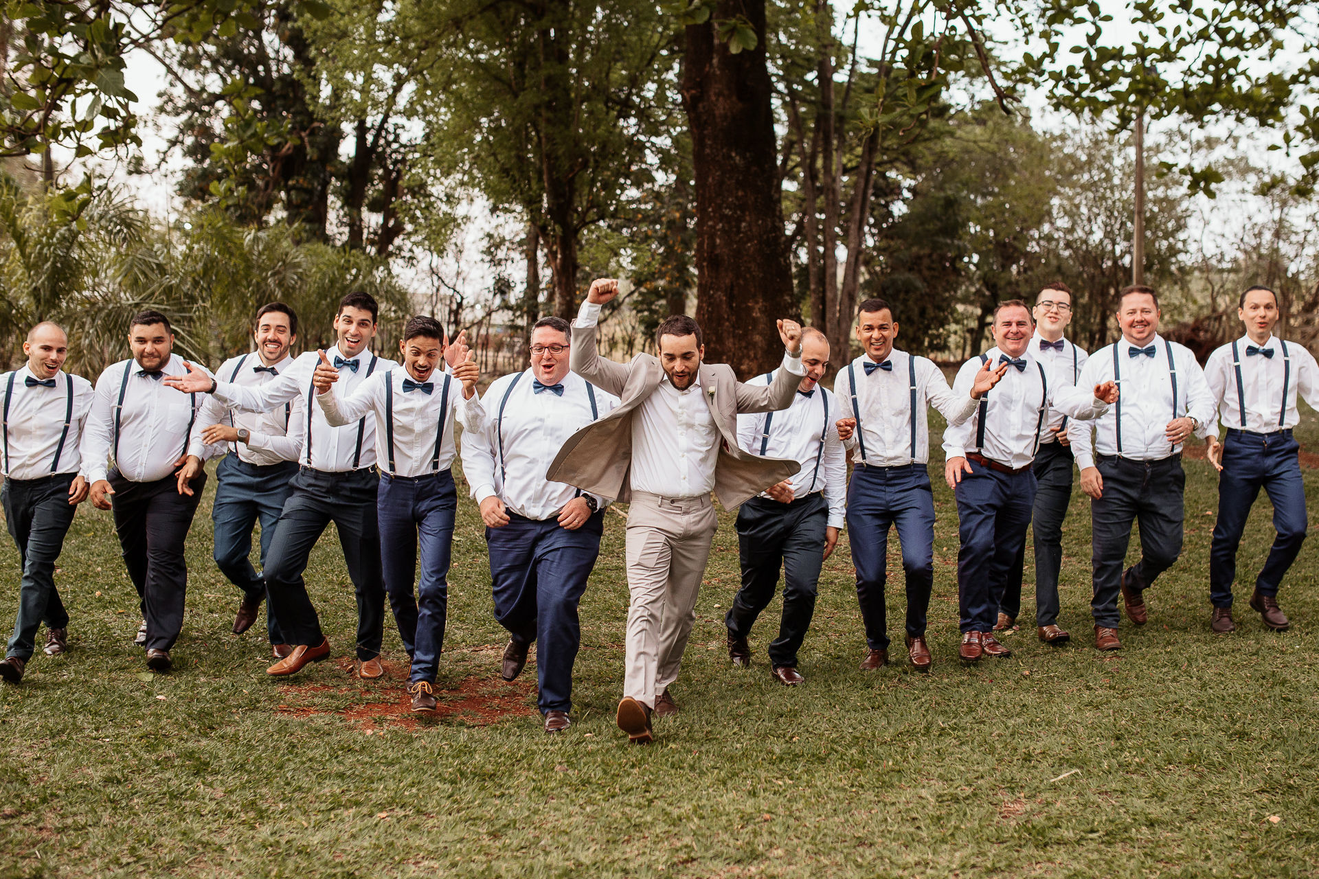 Foto Casamento Ellen + Fábio {Estância Boa Vista - Ribeirão Preto} Foto Casamento Ellen + Fábio {Estância Boa Vista - Ribeirão Preto} - Imagem 102