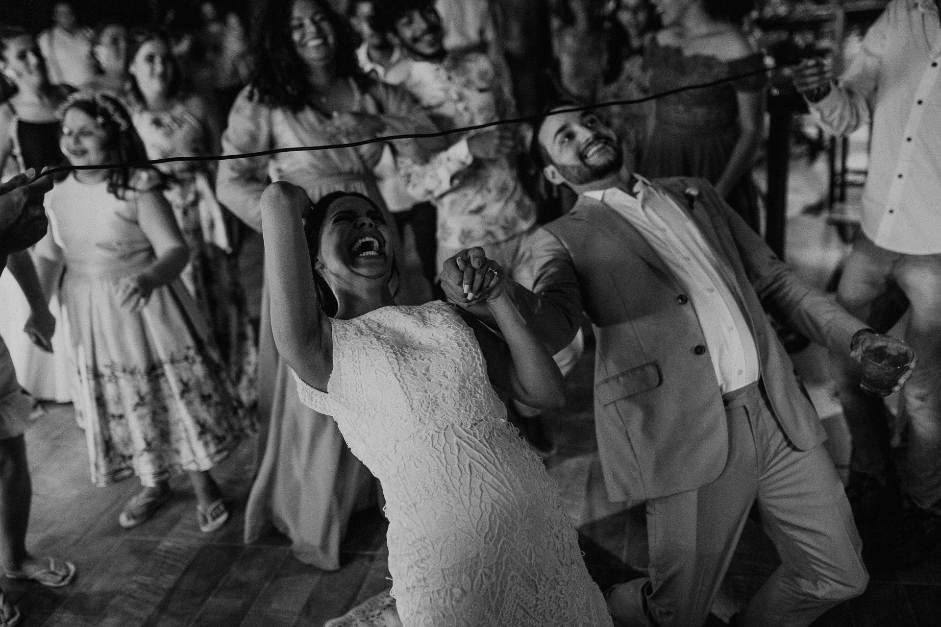 Foto Casamento Ellen + Fábio {Estância Boa Vista - Ribeirão Preto} Foto Casamento Ellen + Fábio {Estância Boa Vista - Ribeirão Preto} - Imagem 126