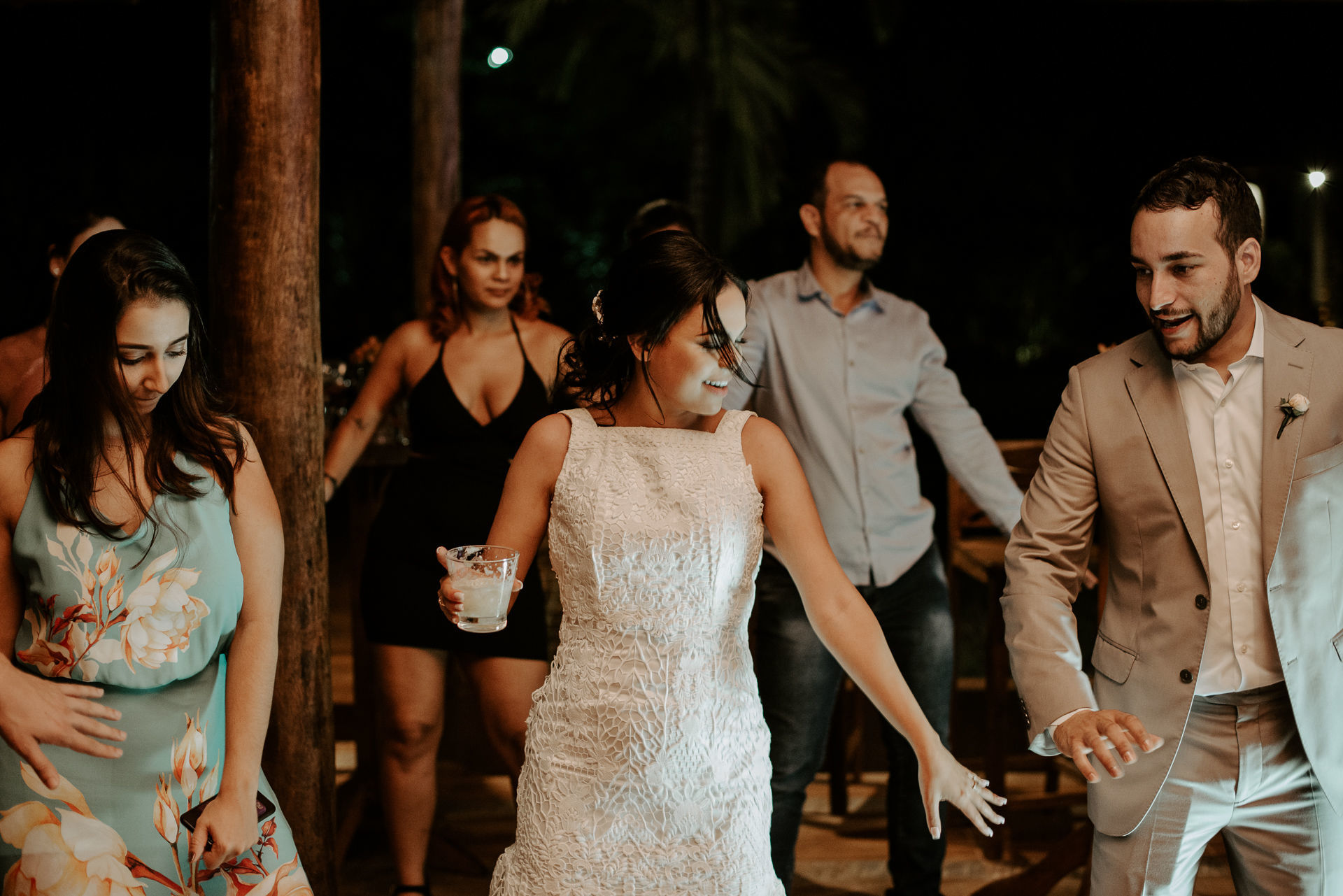 Foto Casamento Ellen + Fábio {Estância Boa Vista - Ribeirão Preto} Foto Casamento Ellen + Fábio {Estância Boa Vista - Ribeirão Preto} - Imagem 131