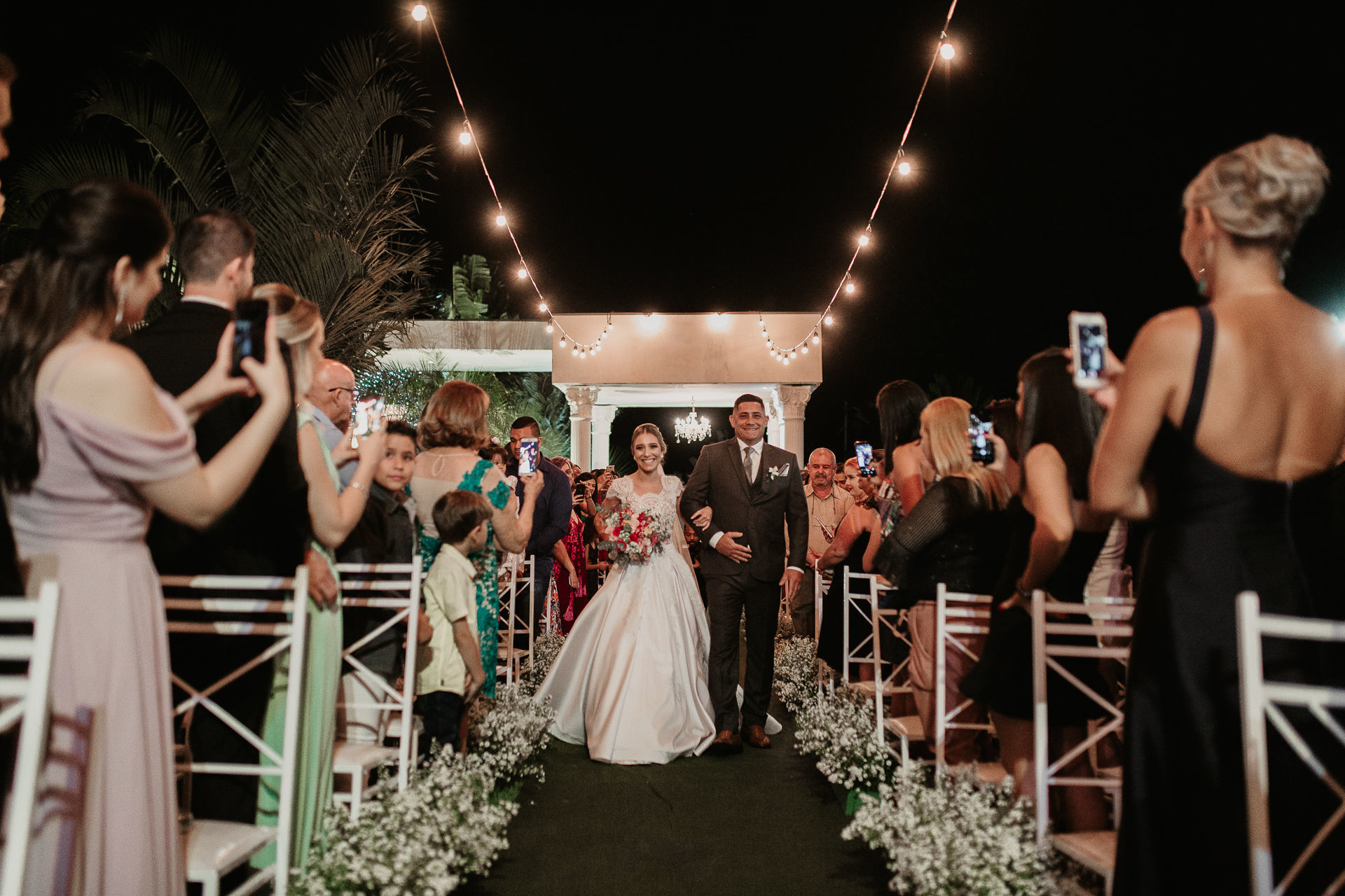 Foto Casamento Marcelle + Muriel {Casa Branca - Sertãozinho} Foto Casamento Marcelle + Muriel {Casa Branca - Sertãozinho} - Imagem 50