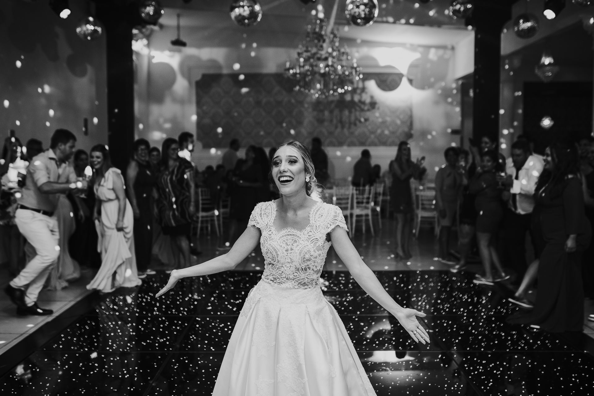 Foto Casamento Marcelle + Muriel {Casa Branca - Sertãozinho} Foto Casamento Marcelle + Muriel {Casa Branca - Sertãozinho} - Imagem 169