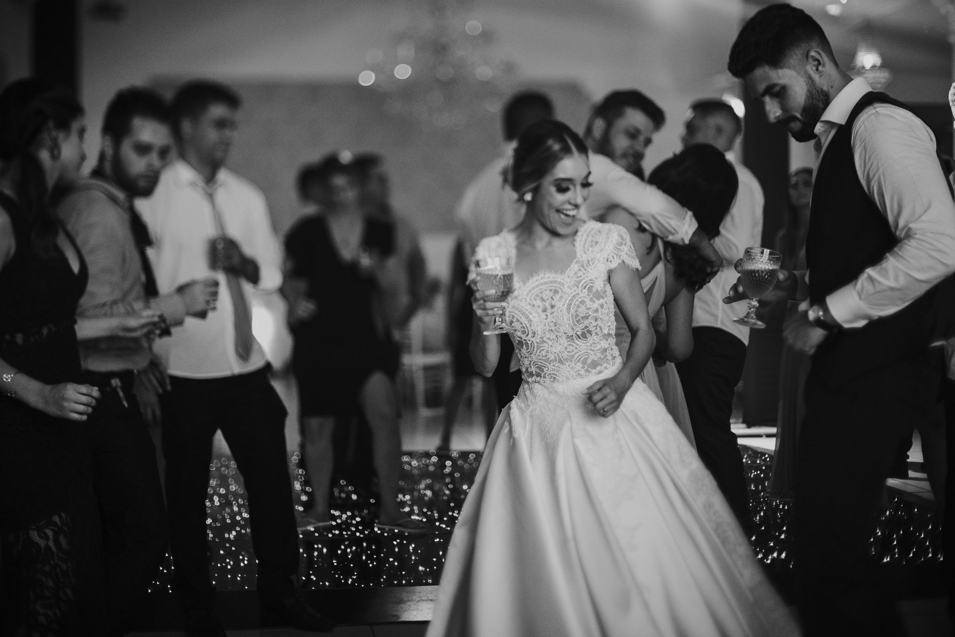 Foto Casamento Marcelle + Muriel {Casa Branca - Sertãozinho} Foto Casamento Marcelle + Muriel {Casa Branca - Sertãozinho} - Imagem 158