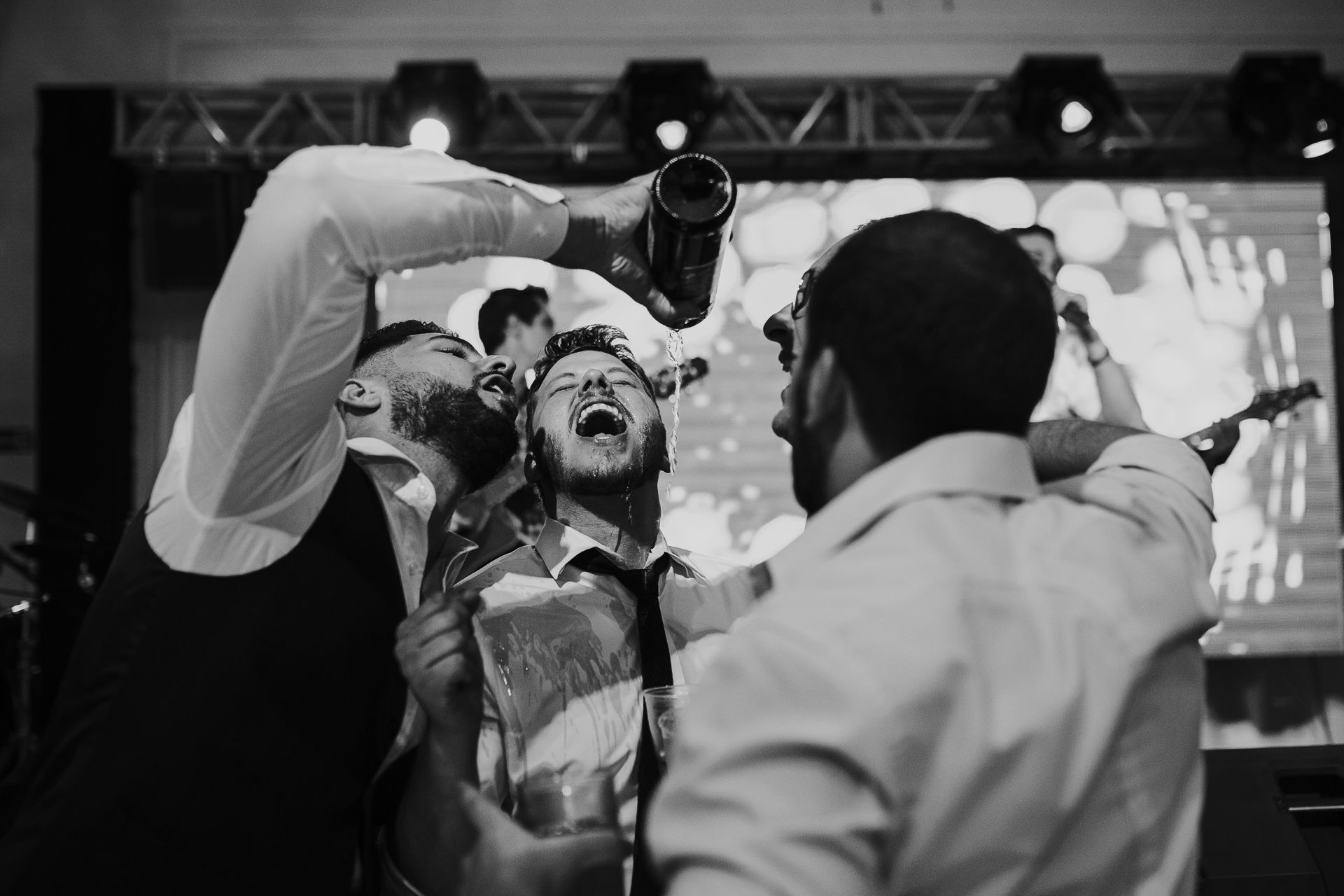 Foto Casamento Marcelle + Muriel {Casa Branca - Sertãozinho} Foto Casamento Marcelle + Muriel {Casa Branca - Sertãozinho} - Imagem 153