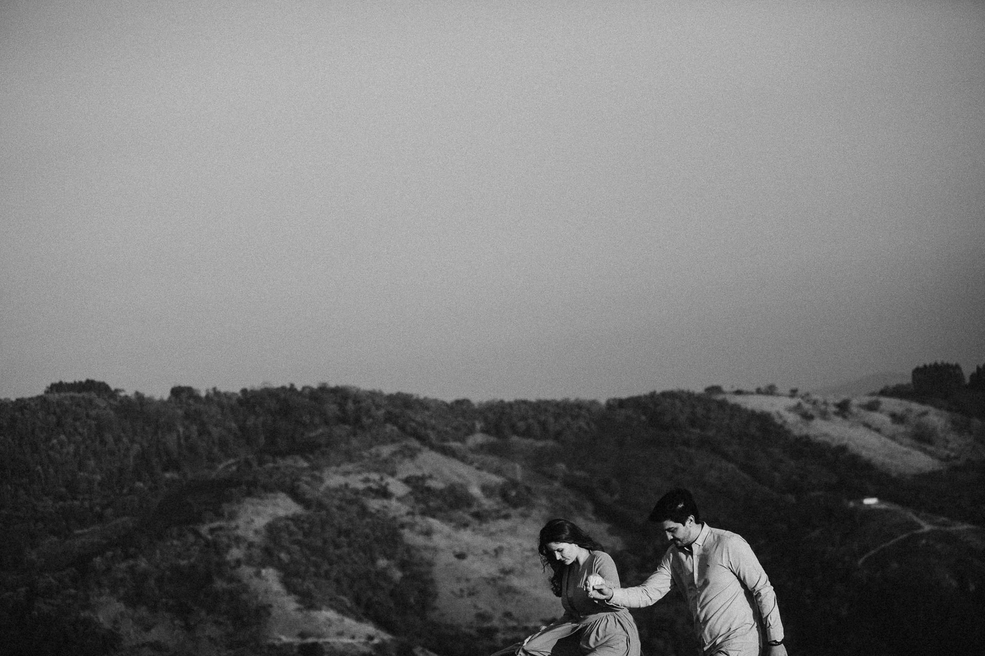Foto Ensaio Pré Wedding - Amanhecer em Caconde {Thaís + Marcelo} Foto Ensaio Pré Wedding - Amanhecer em Caconde {Thaís + Marcelo} - Imagem 24