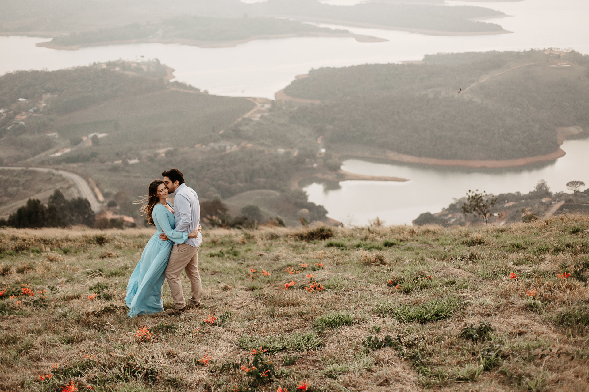 Foto Ensaio Pré Wedding - Amanhecer em Caconde {Thaís + Marcelo} Foto Ensaio Pré Wedding - Amanhecer em Caconde {Thaís + Marcelo} - Imagem 4