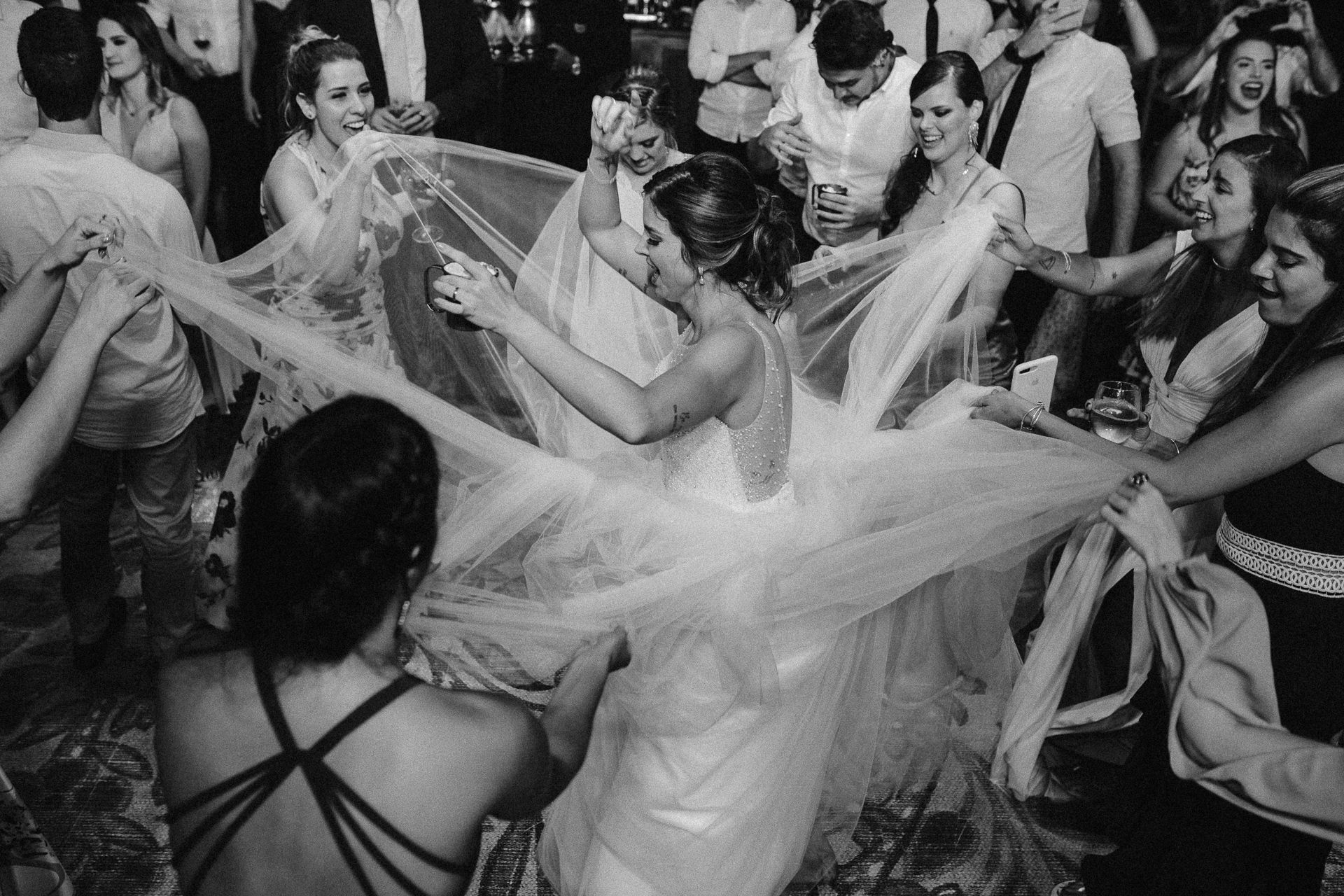 Foto Casamento Juliana + Vinicius {Fazenda Santa Rita - Ribeirão Preto} Foto Casamento Juliana + Vinicius {Fazenda Santa Rita - Ribeirão Preto} - Imagem 135