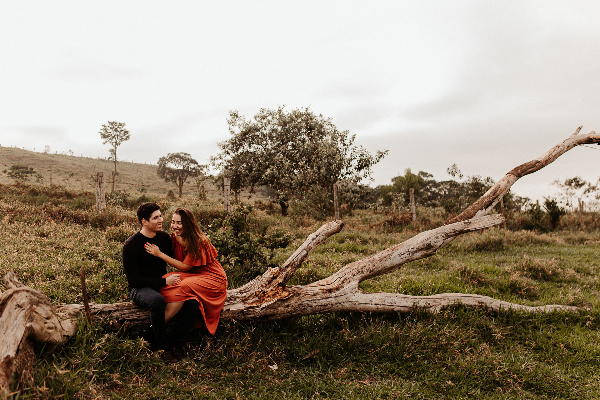 Foto Ensaio Pré Wedding - Amanhecer em Itirapina {Karina + Igor} Foto Ensaio Pré Wedding - Amanhecer em Itirapina {Karina + Igor} - Imagem 37