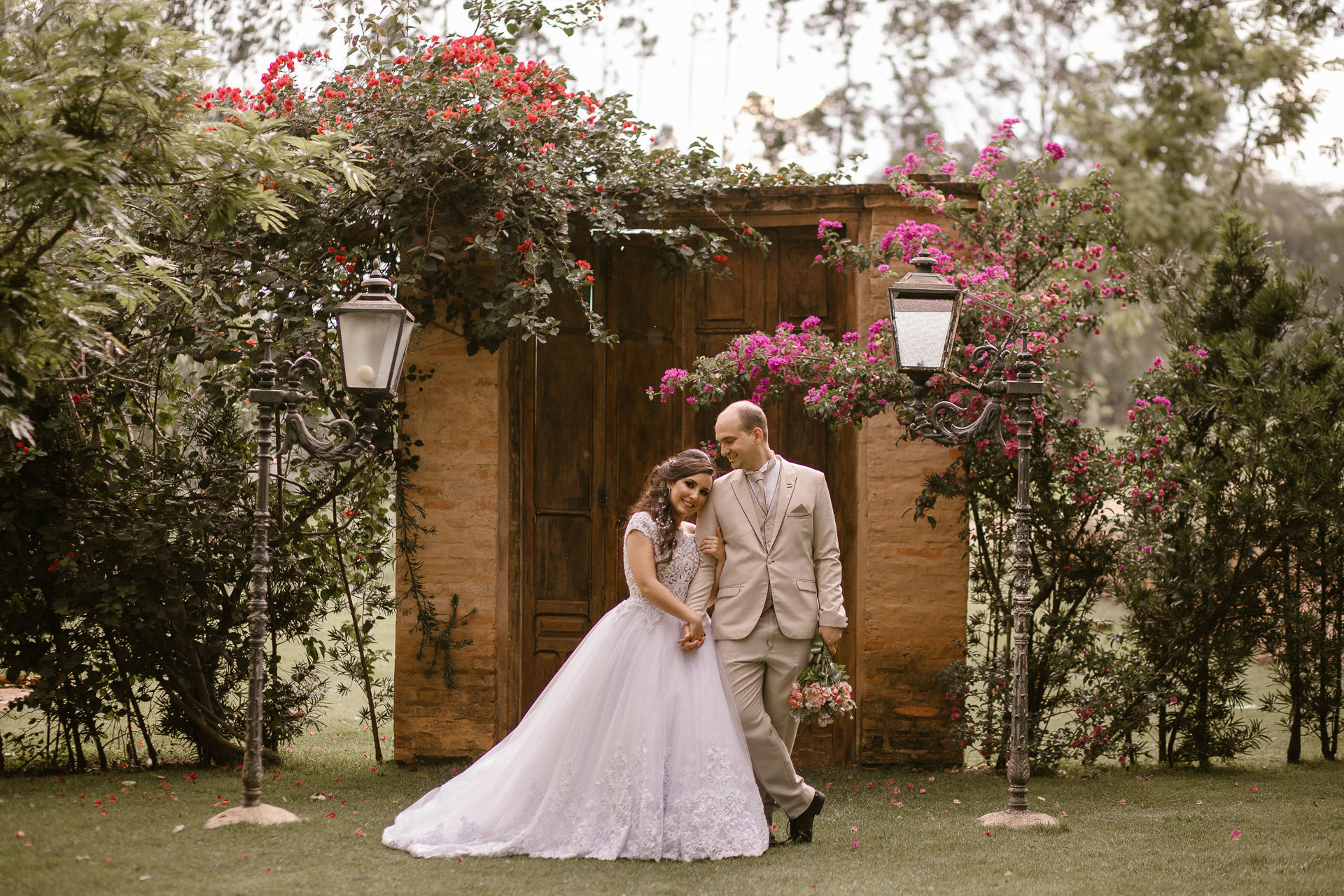 Foto Casamento Stacy + Fábio {Villágio Alvorada - São Carlos} Foto Casamento Stacy + Fábio {Villágio Alvorada - São Carlos} - Imagem 93