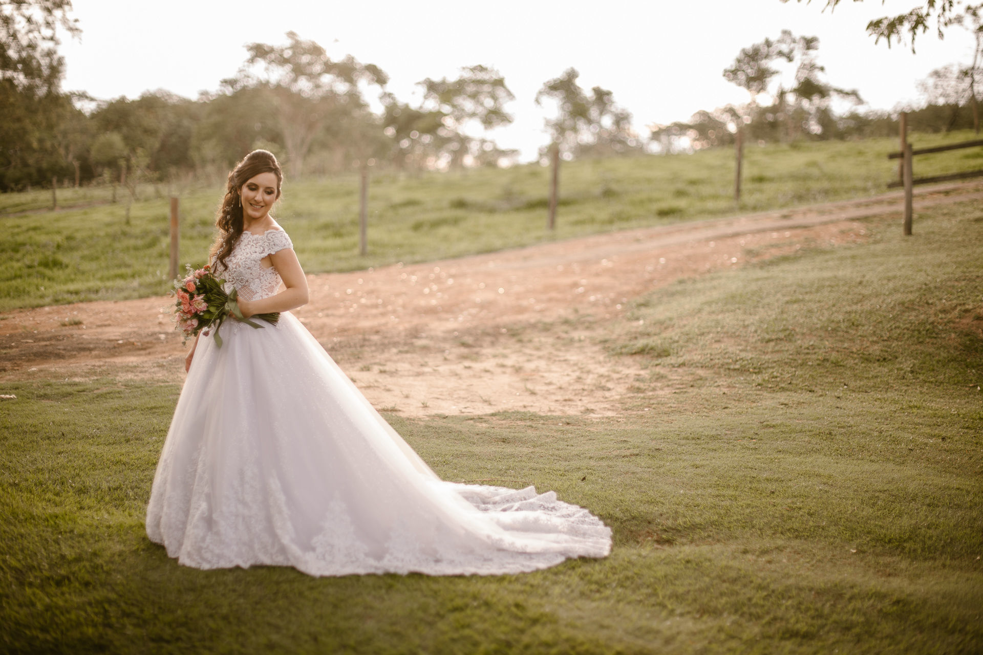 Foto Casamento Stacy + Fábio {Villágio Alvorada - São Carlos} Foto Casamento Stacy + Fábio {Villágio Alvorada - São Carlos} - Imagem 80