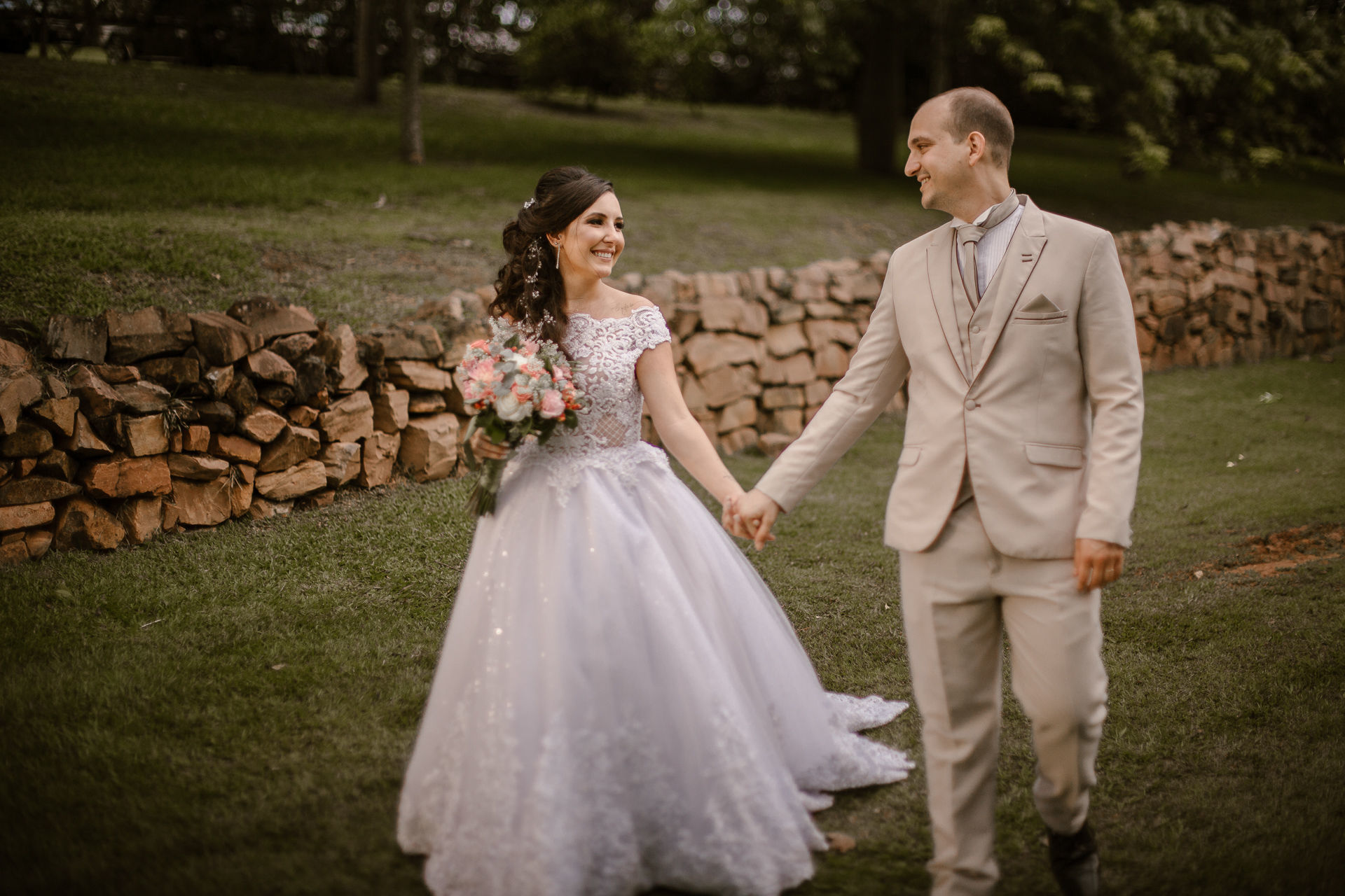 Foto Casamento Stacy + Fábio {Villágio Alvorada - São Carlos} Foto Casamento Stacy + Fábio {Villágio Alvorada - São Carlos} - Imagem 78