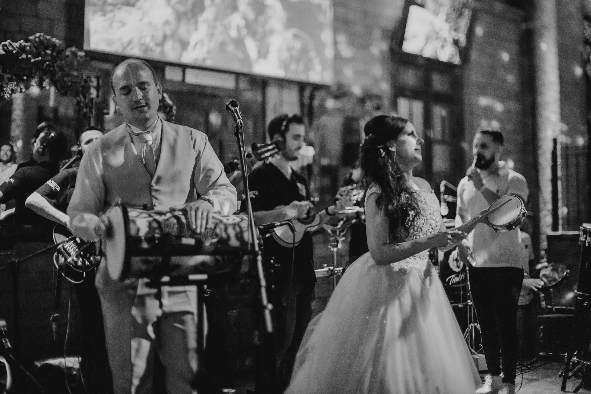 Foto Casamento Stacy + Fábio {Villágio Alvorada - São Carlos} Foto Casamento Stacy + Fábio {Villágio Alvorada - São Carlos} - Imagem 109