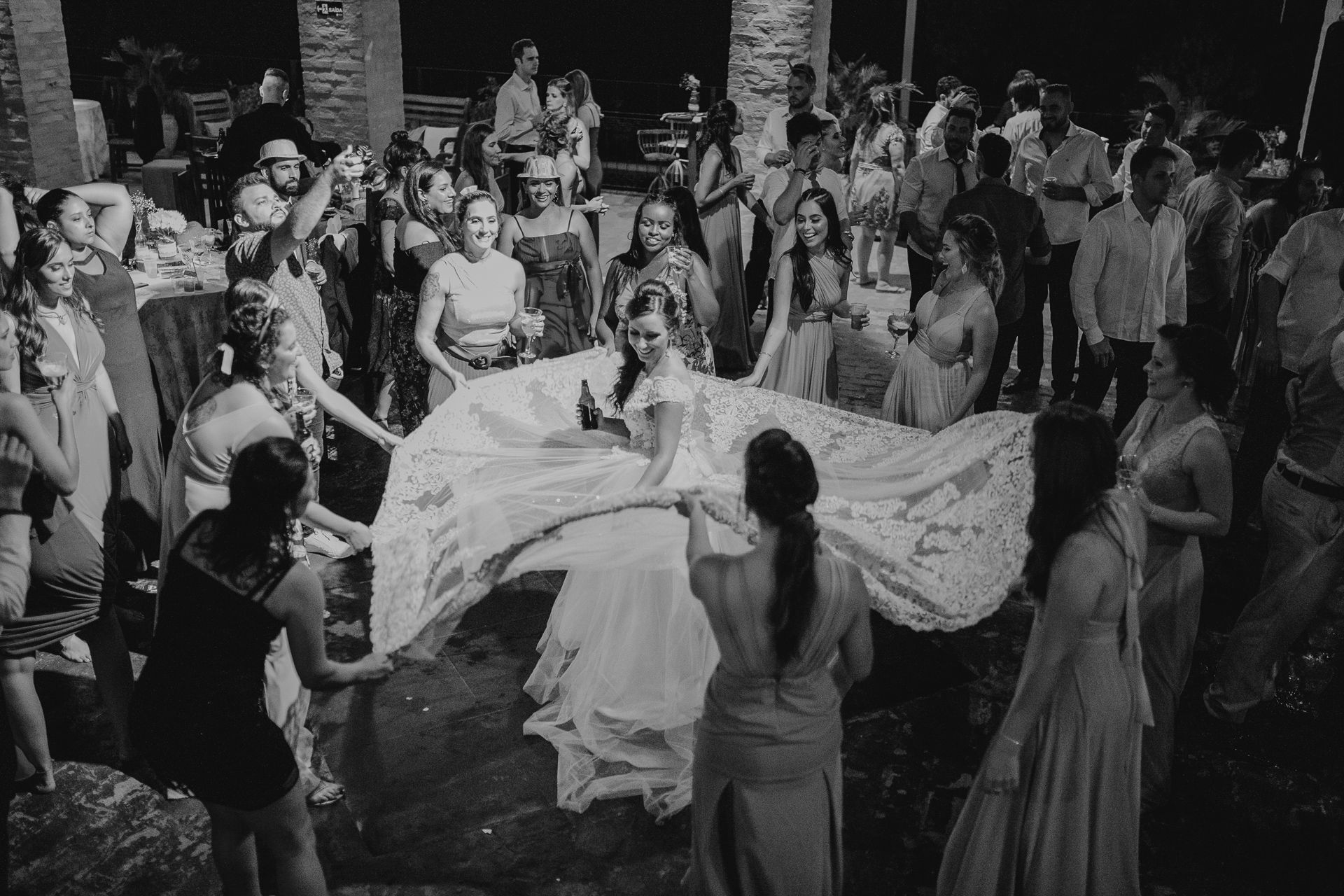Foto Casamento Stacy + Fábio {Villágio Alvorada - São Carlos} Foto Casamento Stacy + Fábio {Villágio Alvorada - São Carlos} - Imagem 112