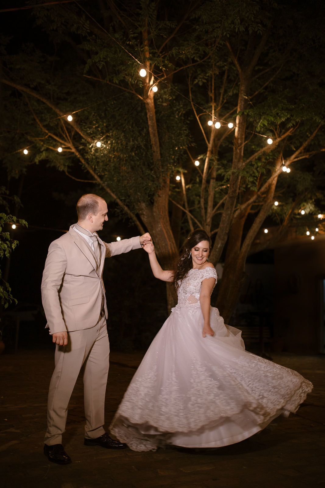 Foto Casamento Stacy + Fábio {Villágio Alvorada - São Carlos} Foto Casamento Stacy + Fábio {Villágio Alvorada - São Carlos} - Imagem 101