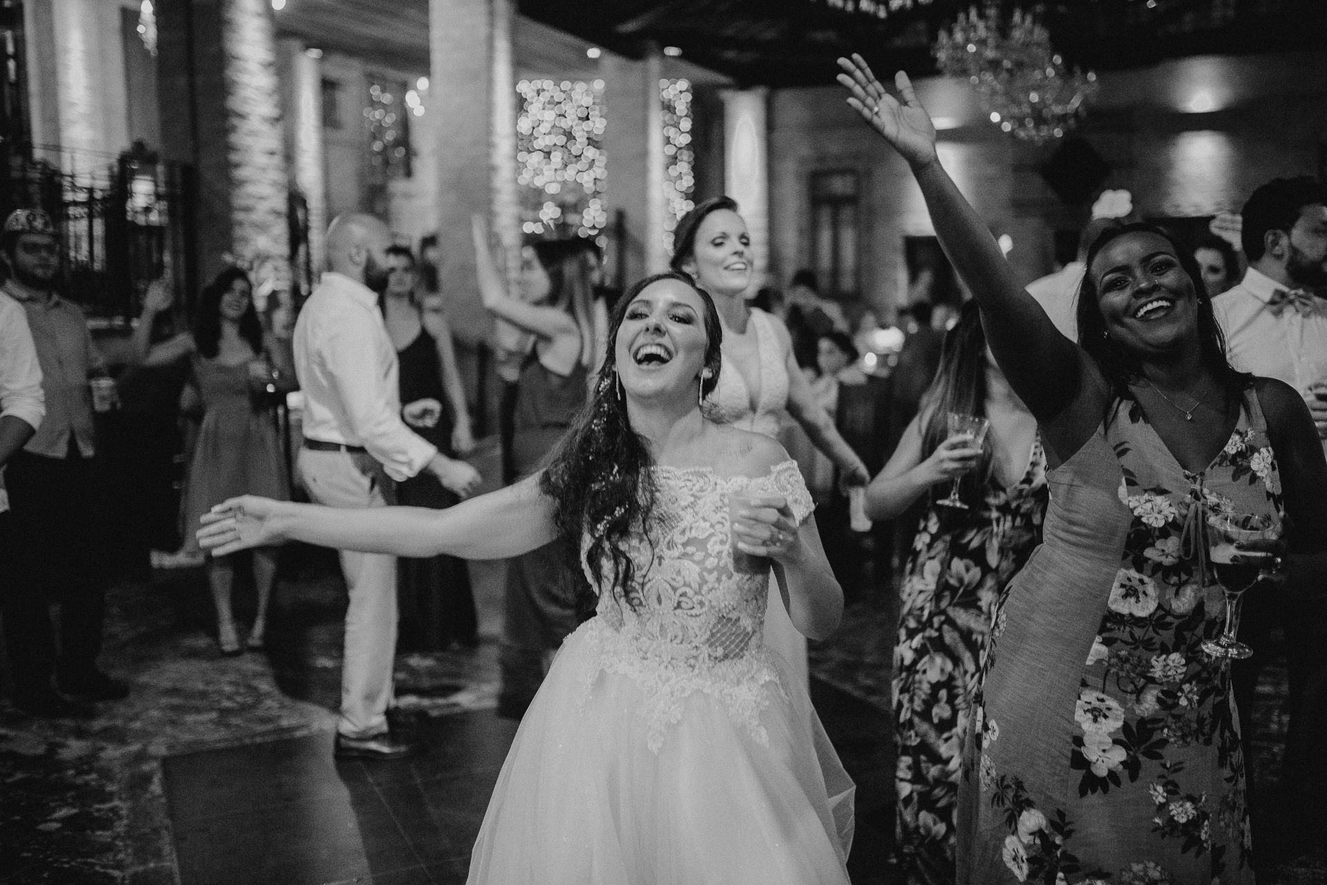 Foto Casamento Stacy + Fábio {Villágio Alvorada - São Carlos} Foto Casamento Stacy + Fábio {Villágio Alvorada - São Carlos} - Imagem 103